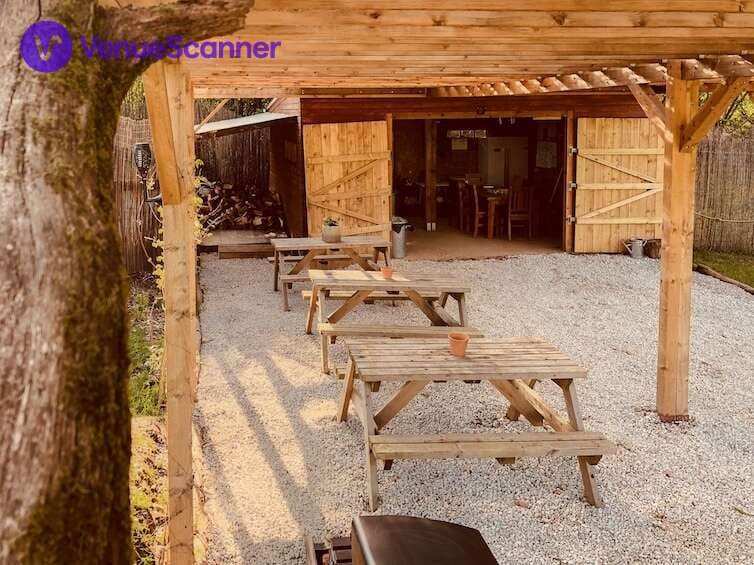 Stunning Lodging, Spaces And Grounds In Nature | 1 Hour From London, The Gardens photo #3