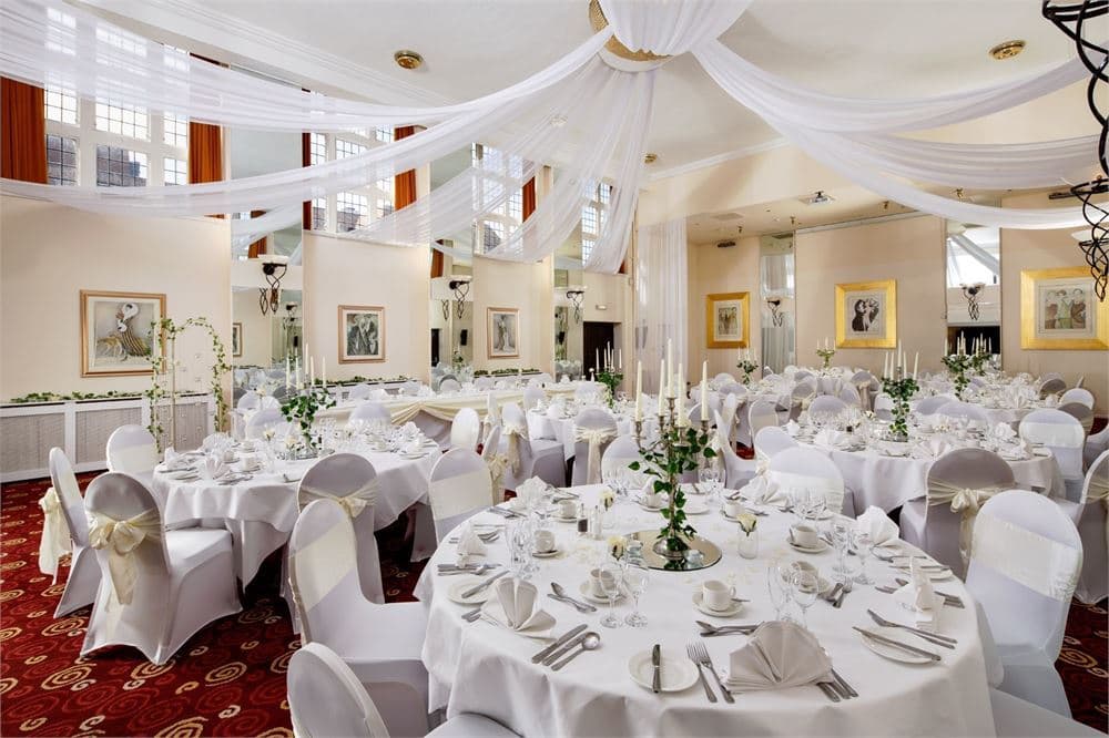 Exclusive Hire, Mercure Leeds Parkway Hotel photo #5
