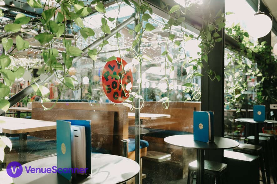 Players Social, The Social Table – Indoor photo #3