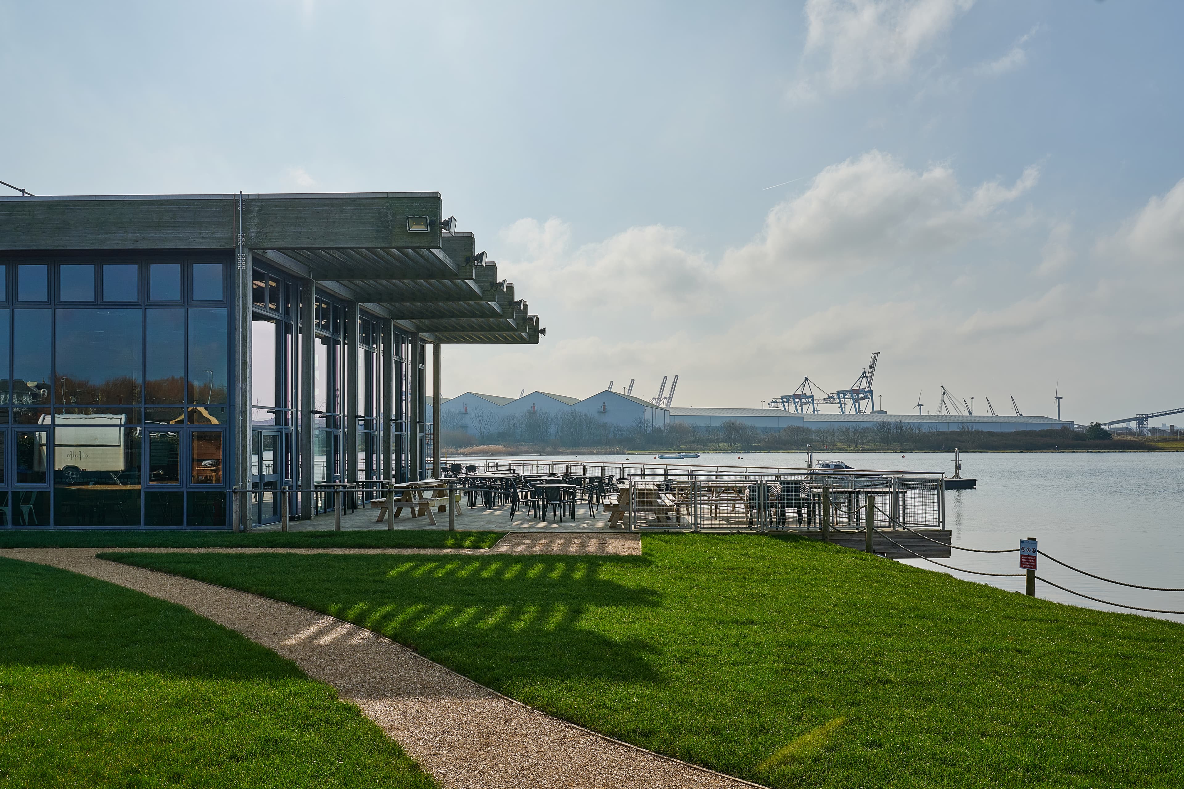 Decking, The Lake House photo #3