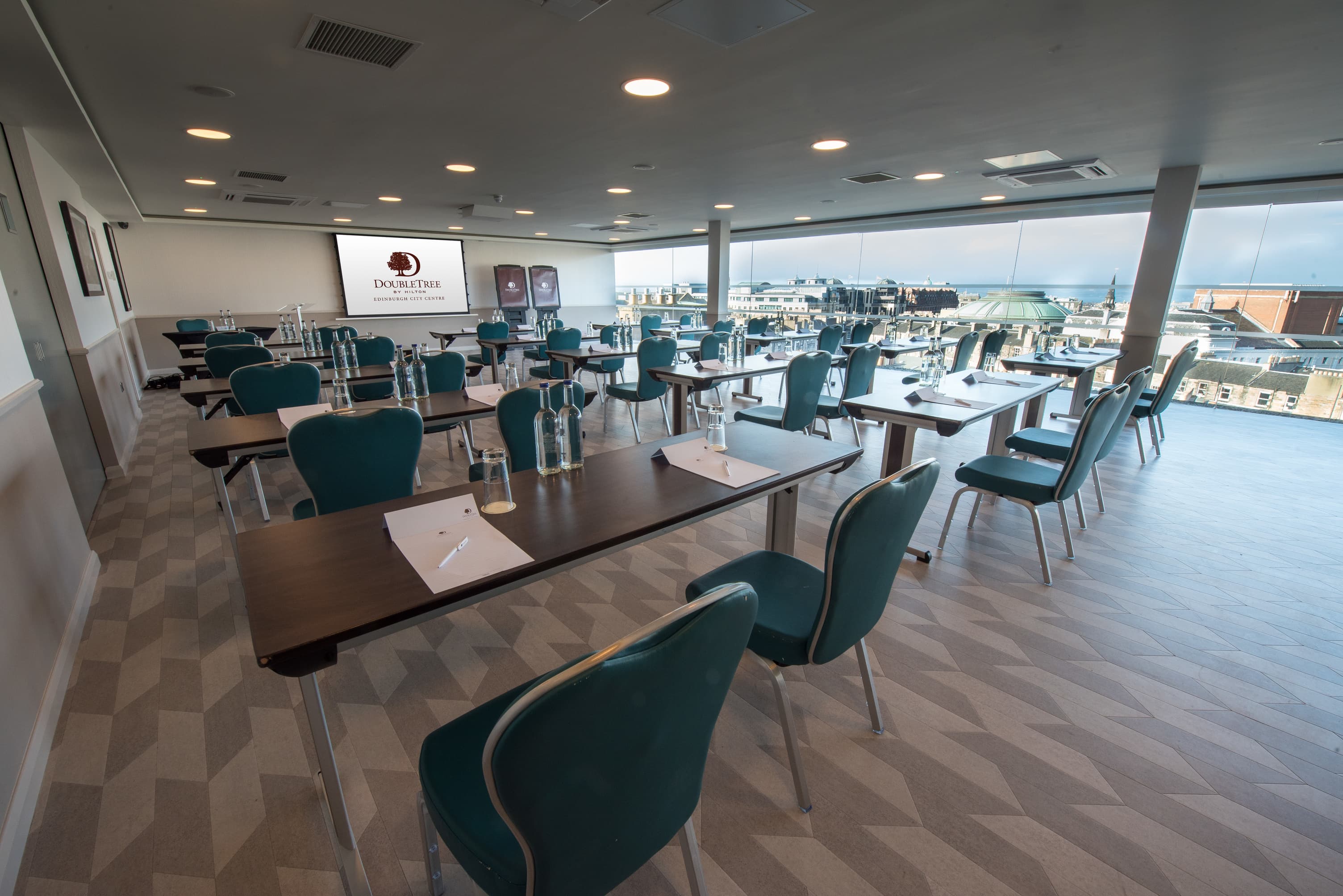 The Penthouse / Skybar, Doubletree By Hilton Edinburgh City Centre photo #7