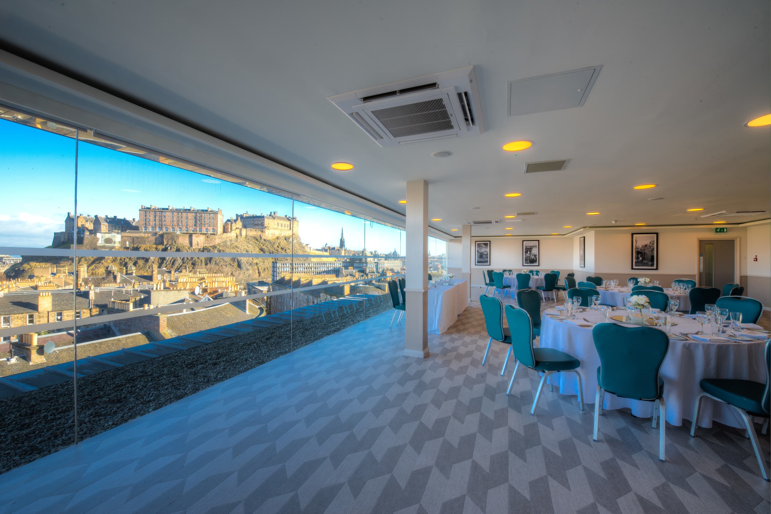 Exclusive Hire, Doubletree By Hilton Edinburgh City Centre photo #4