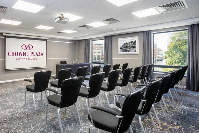 Salisbury Suite