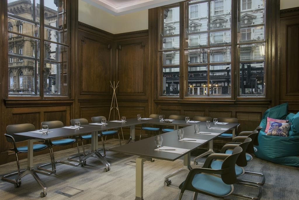 Tactic 3, Aloft Liverpool photo #1