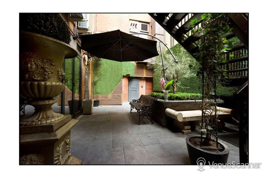 Maddox Club, The Courtyard And Bar photo #3