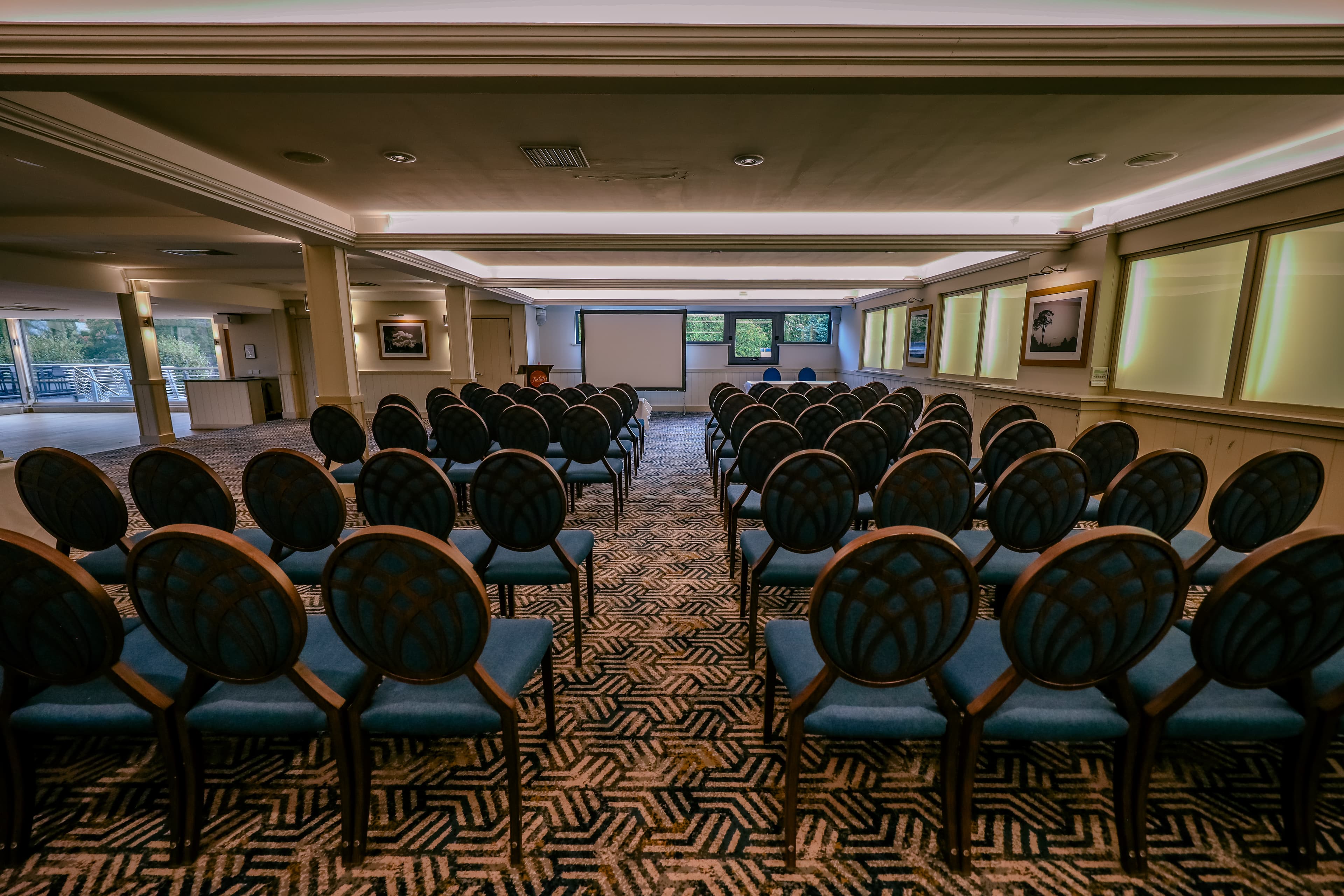 Clubhouse, Foxhills Club & Resort photo #3