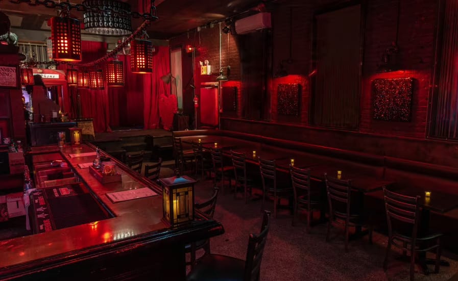 Photo of Ange Noir Café, Telephone Room
