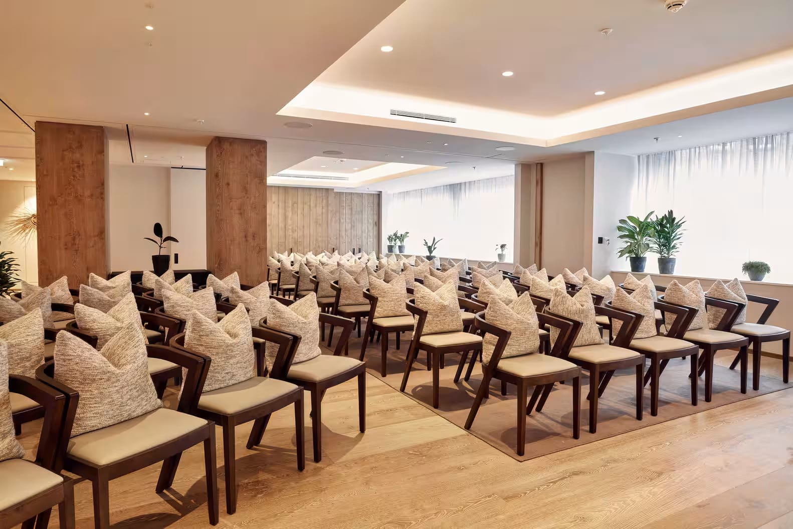 Photo of 1 Hotel Mayfair, Dovetale Restaurant
