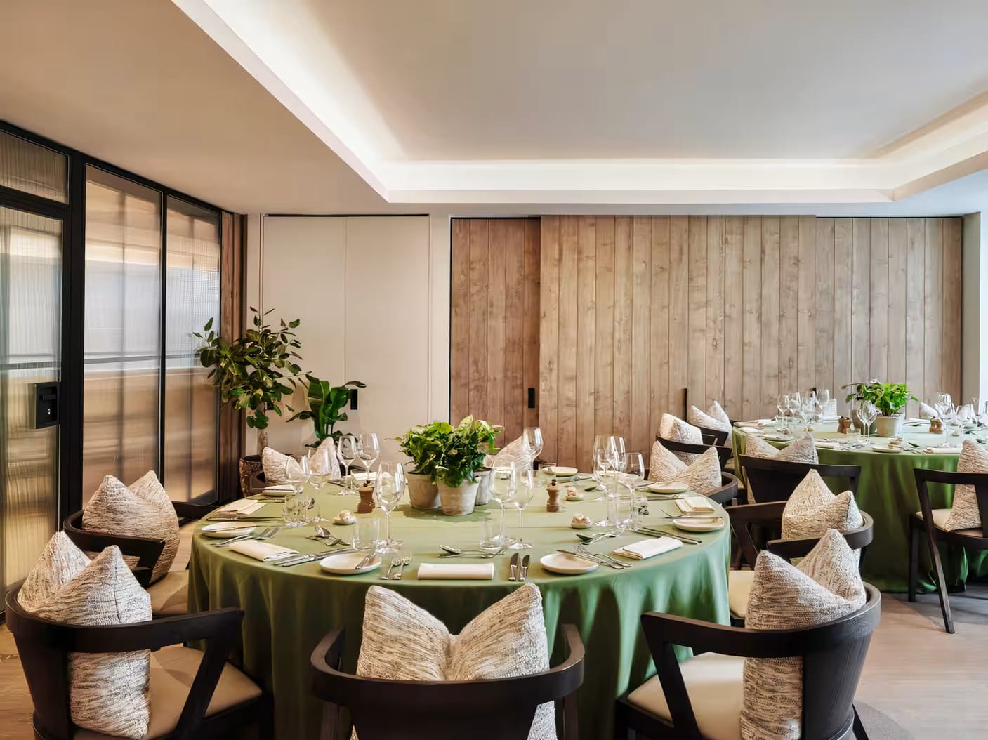 Photo of 1 Hotel Mayfair, Dovetale Restaurant