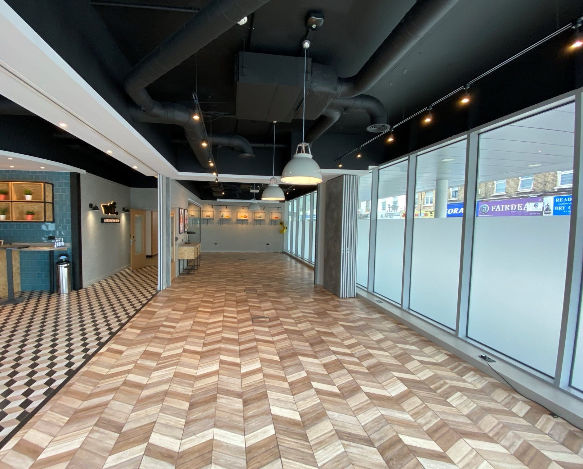Photo of Holiday Inn London Whitechapel/ Whitechapel Think Factory, Green Room Suite