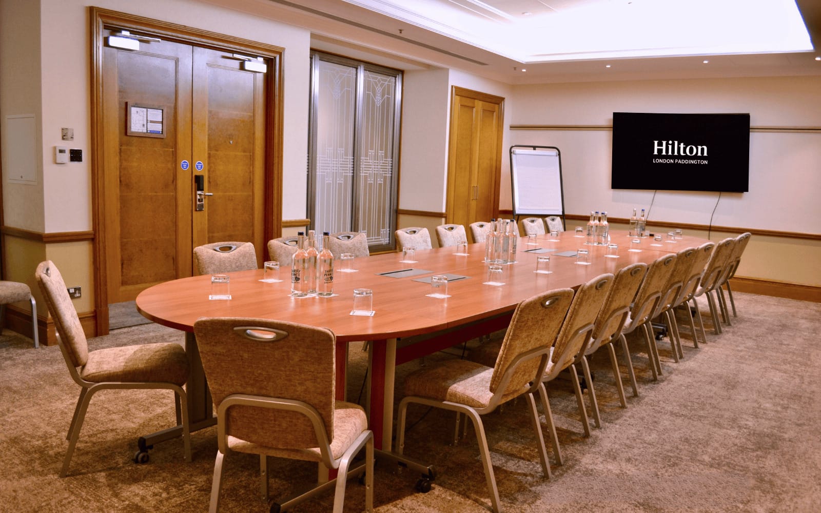 Photo of Hilton London Paddington, Redstar