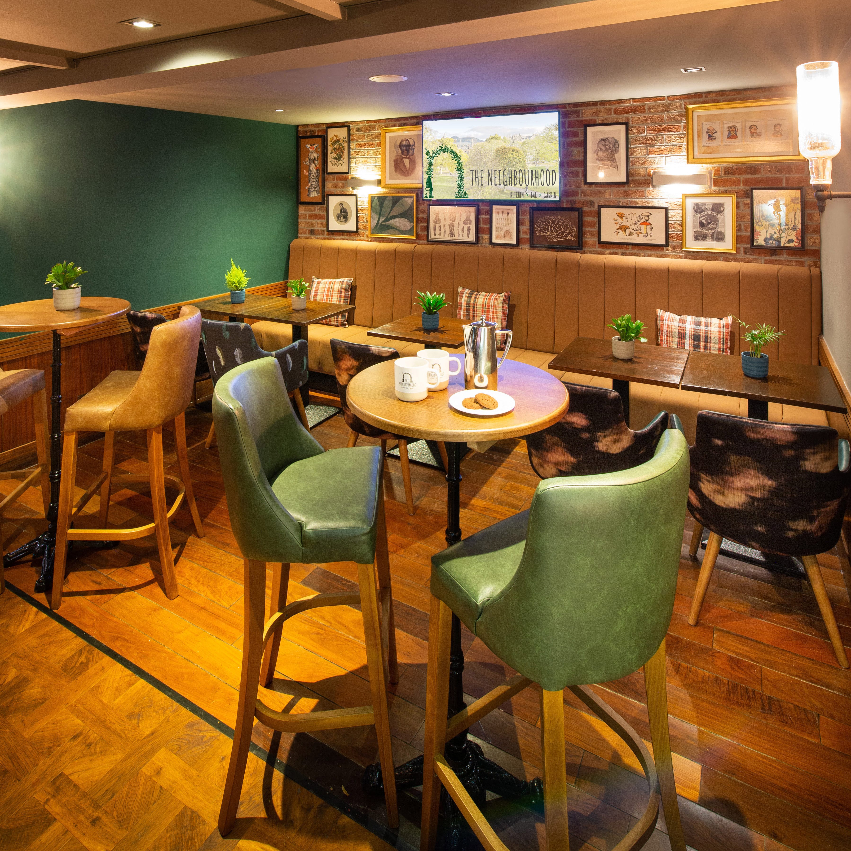 Photo of Bruntsfield Hotel, Cardoon Suite