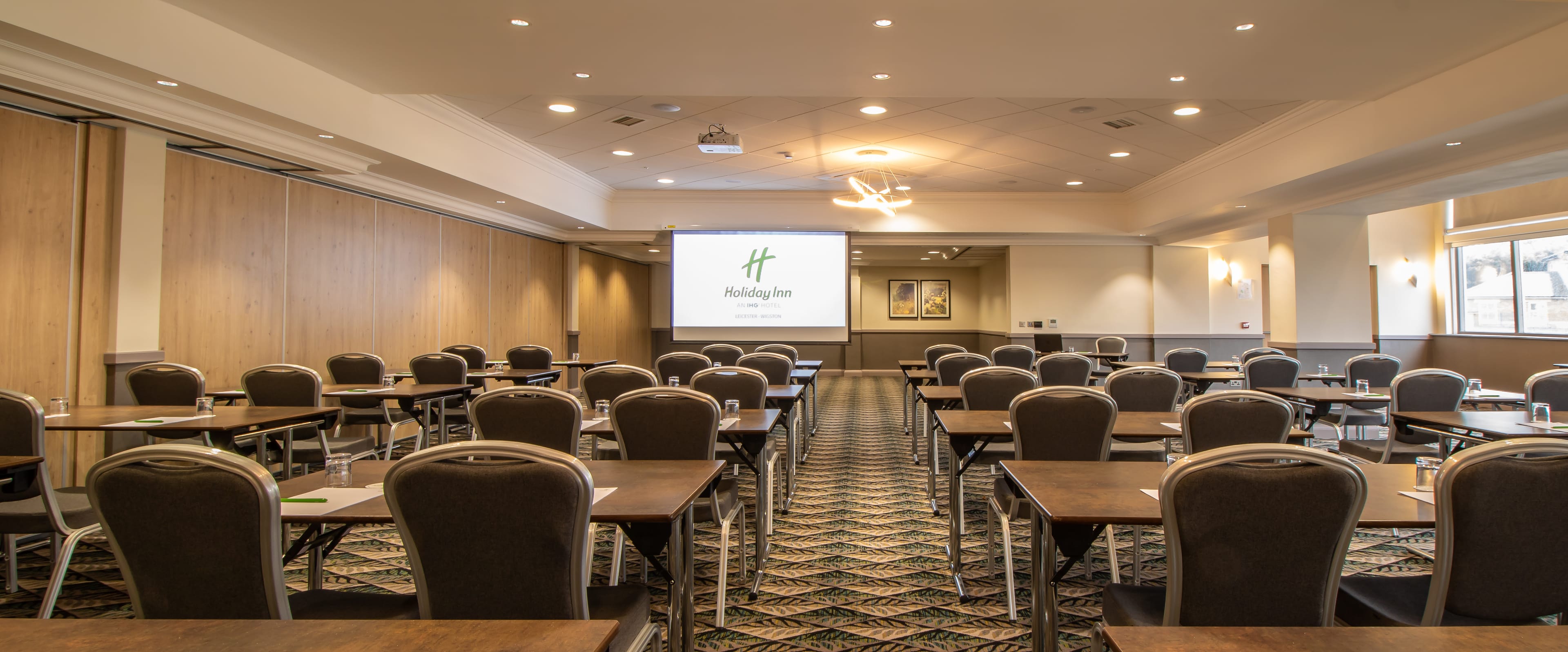 Photo of Holiday Inn Leicester - Wigston, Stage Suites
