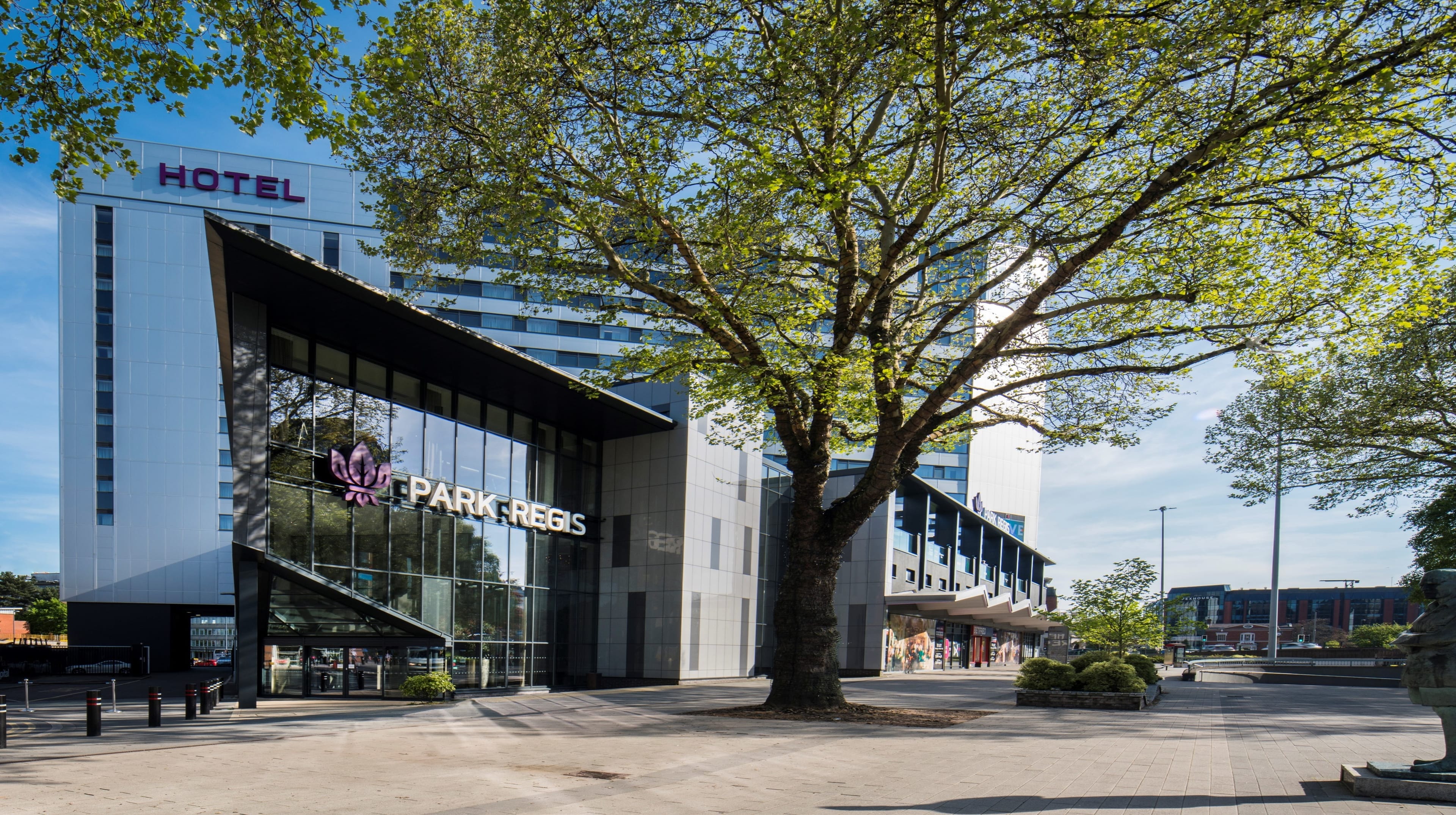 Photo of Park Regis, 1565 Bar & Restaurant