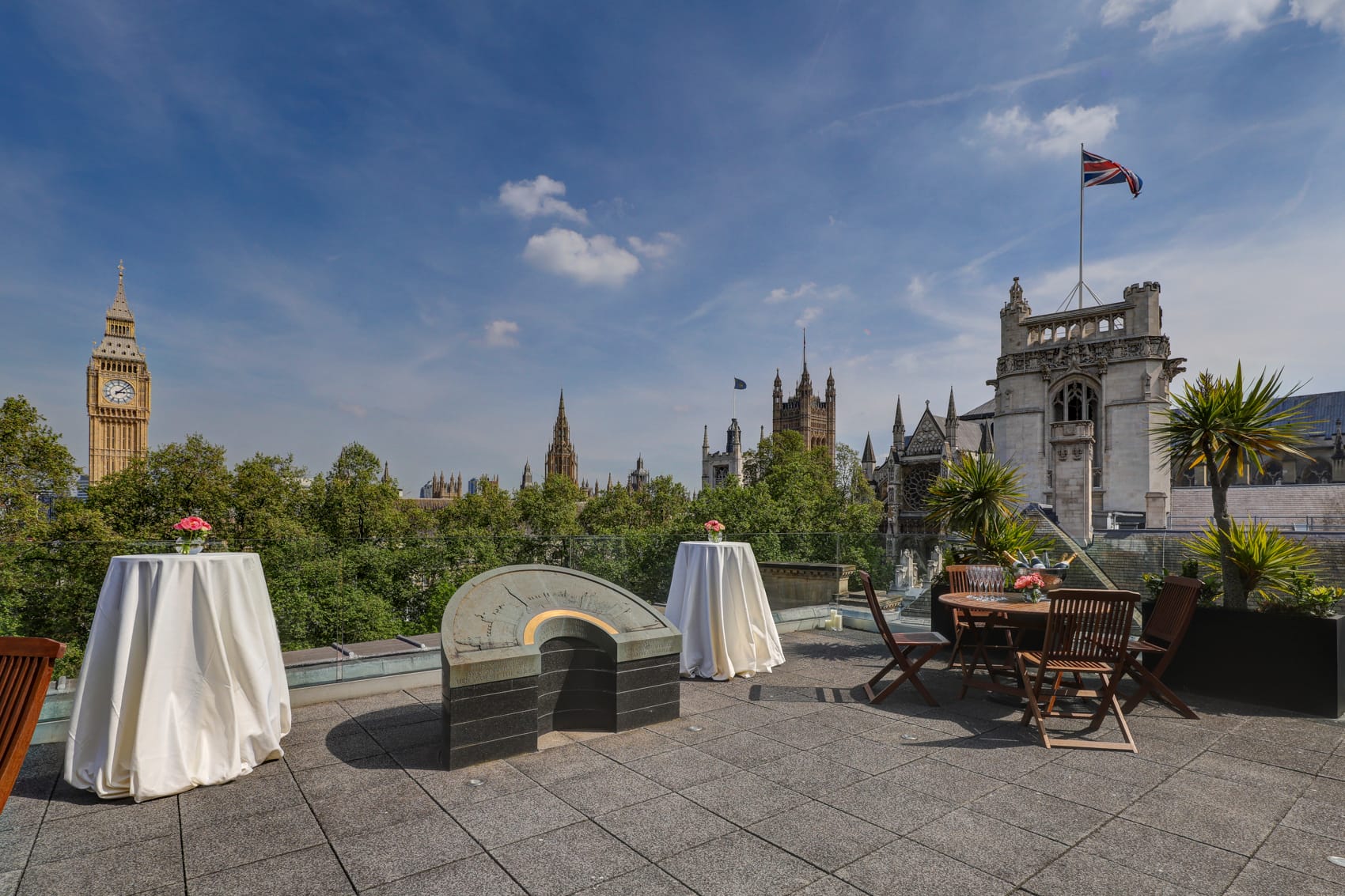Photo of Surveyors House RICS Westminster, Terrace