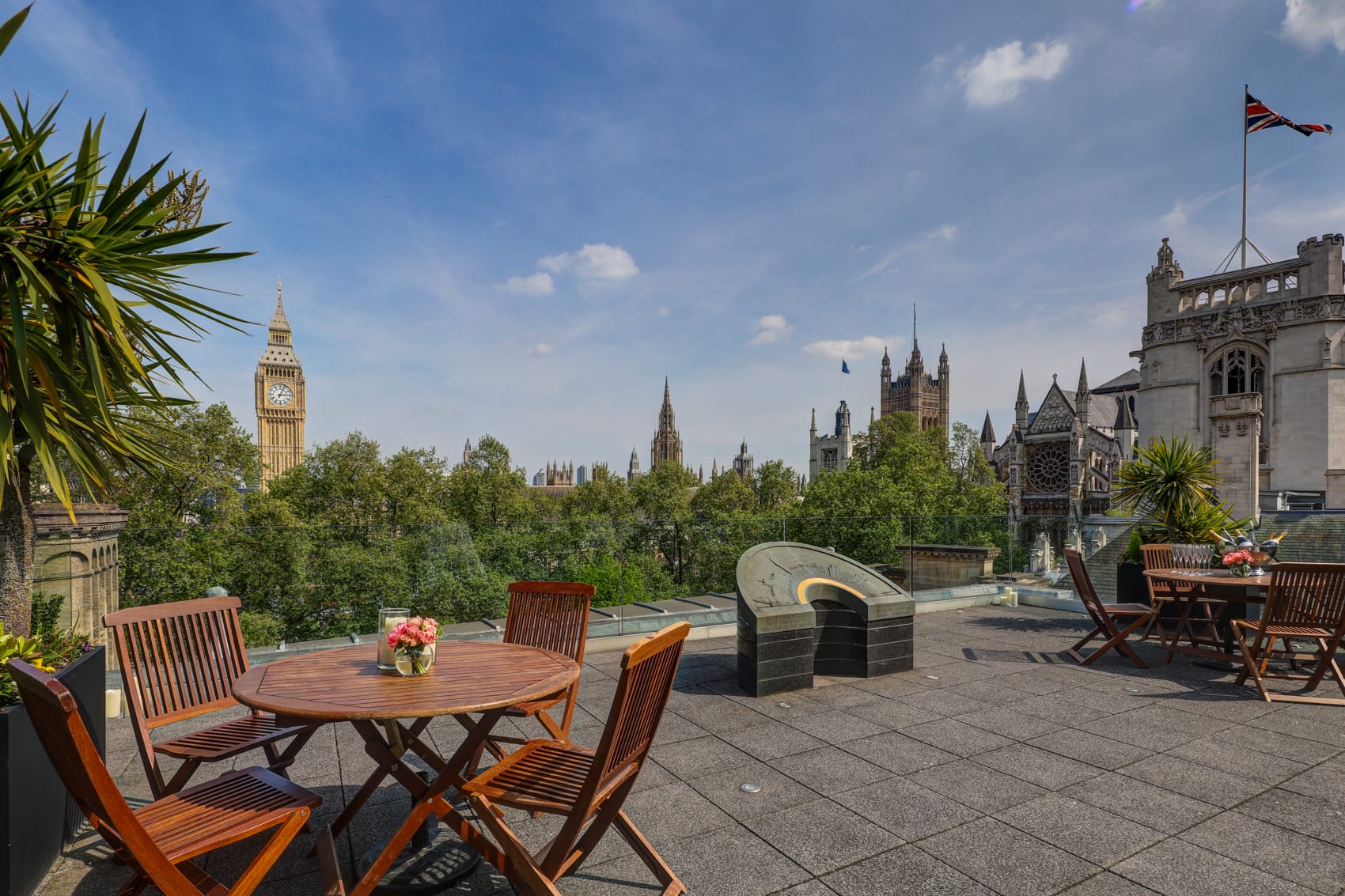 Photo of Surveyors House RICS Westminster, Terrace
