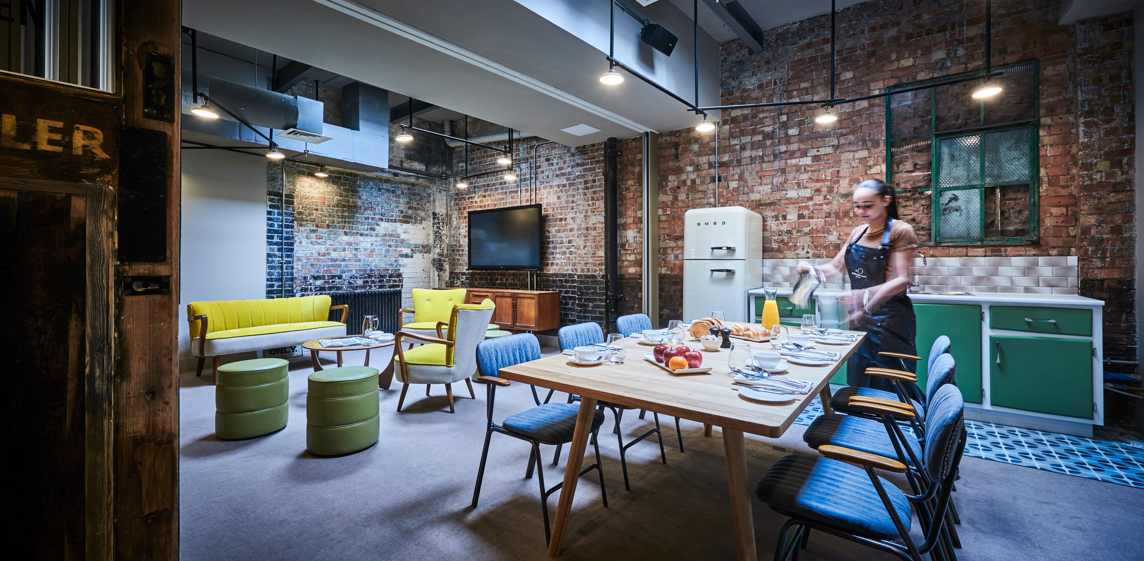 Photo of New Road Hotel, Kitchen & Lounge