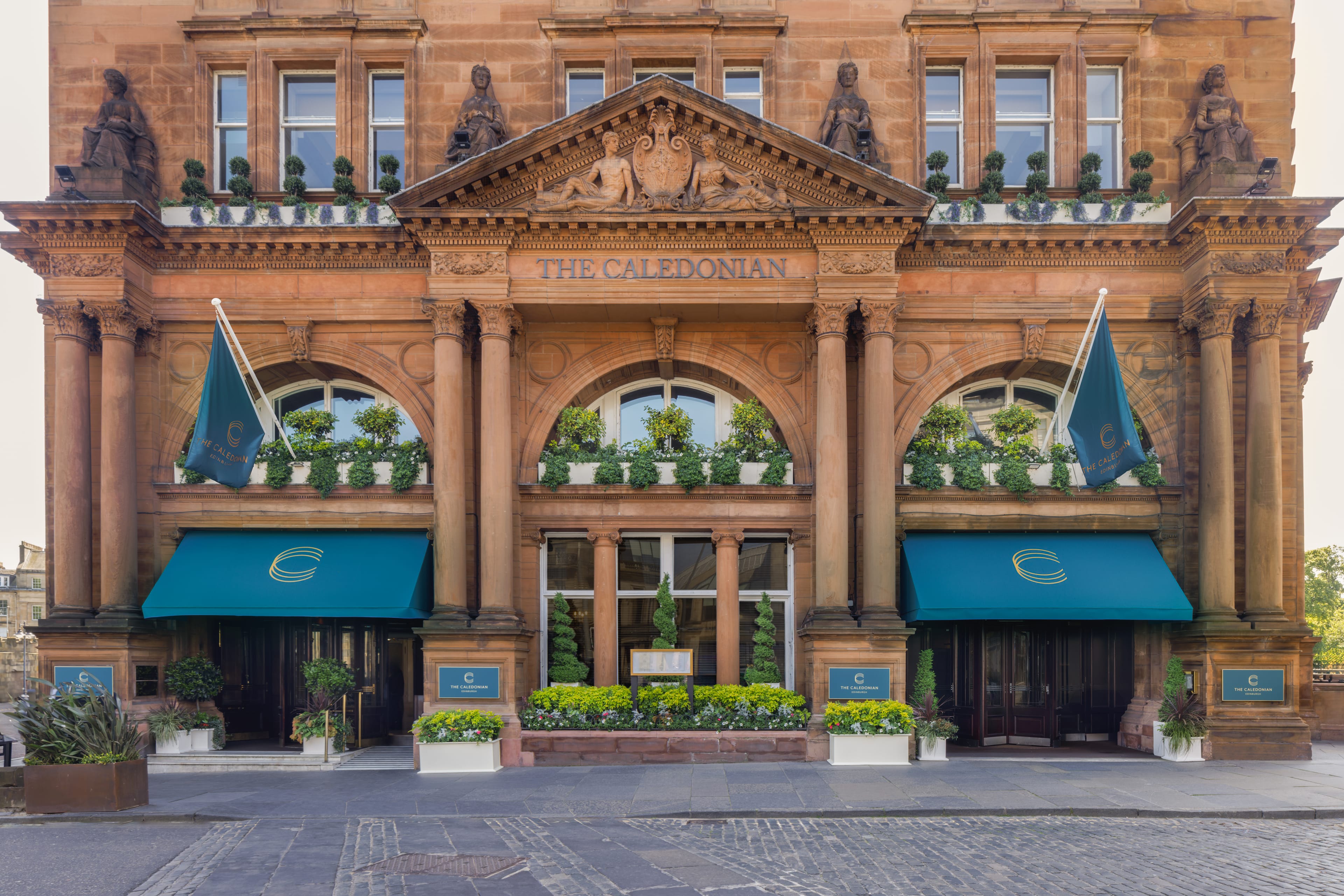 Photo of The Caledonian Edinburgh, Castle Suite