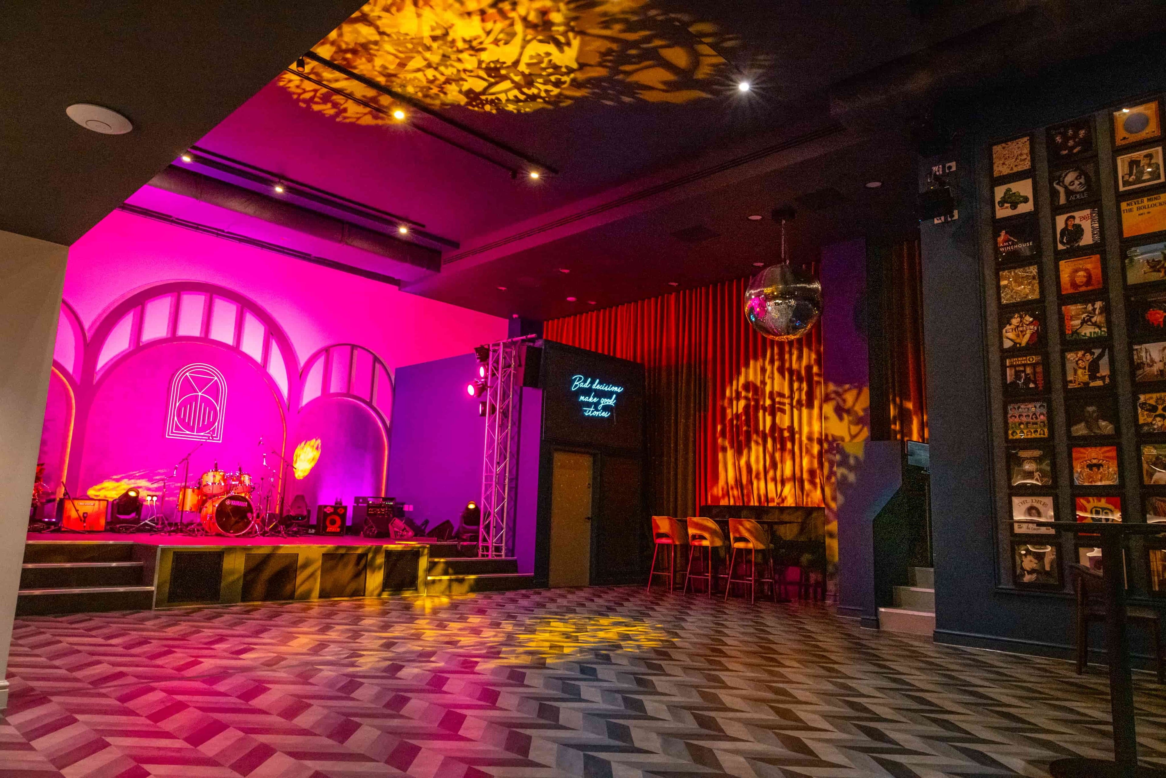 Photo of Amazing Grace Canary Wharf, Full Venue Hire