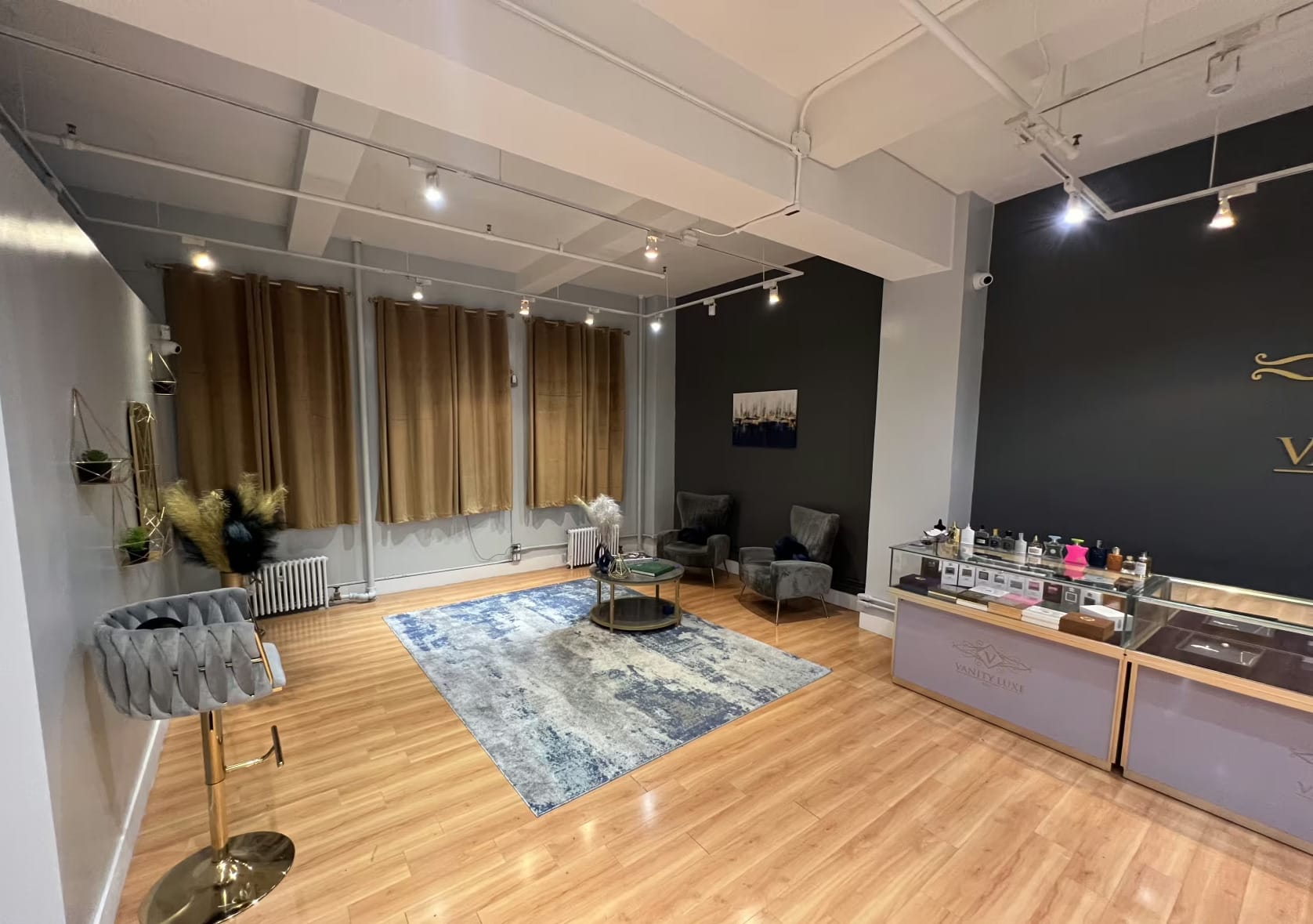 Photo of Vanity Luxe, Whole Venue