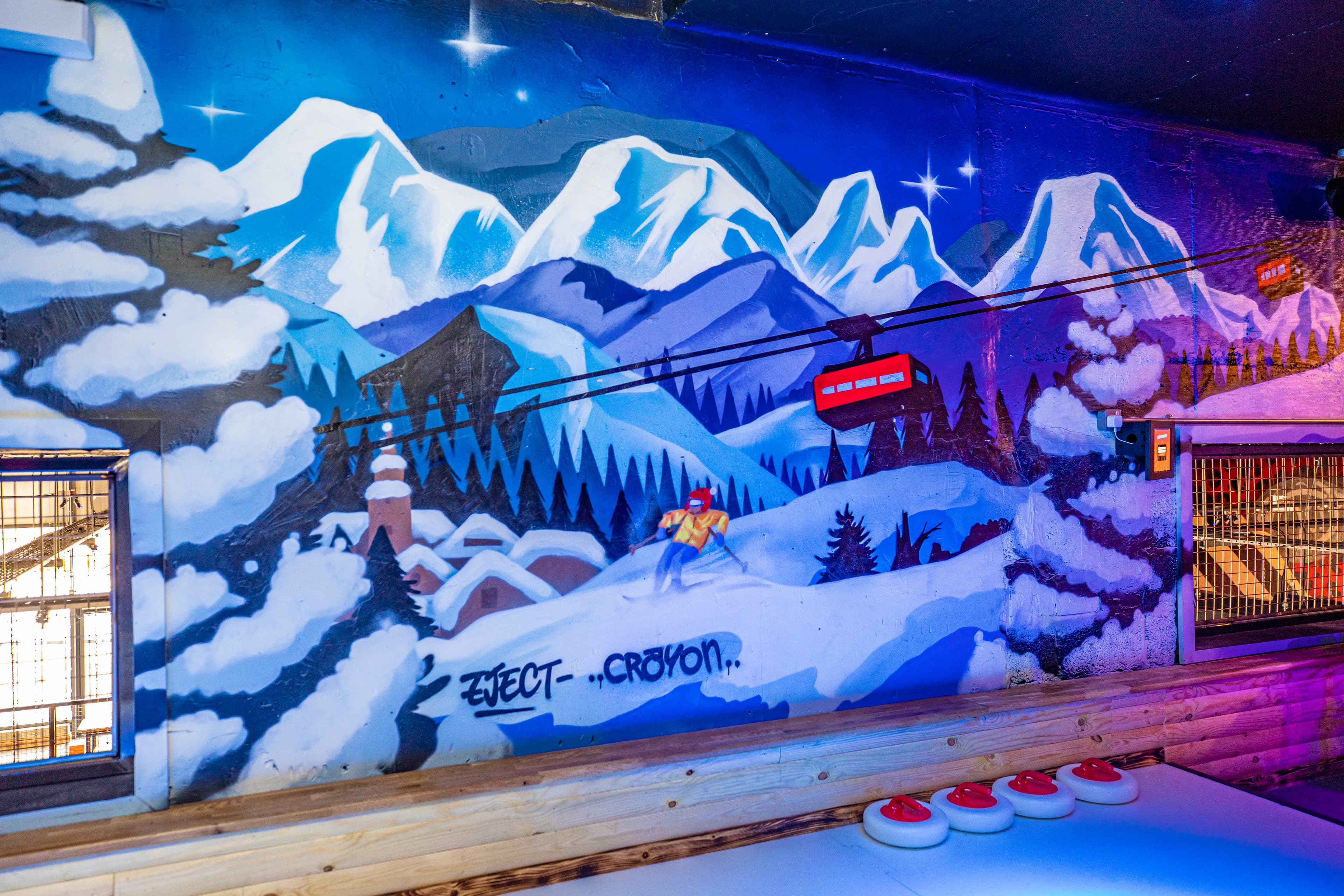 The Lodge, Roxy Ball Room Sheffield (Charter Sq.) photo #3