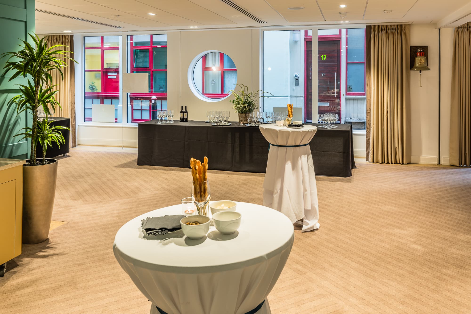 Court Room And Reception Area, Farmers & Fletchers In The City photo #13