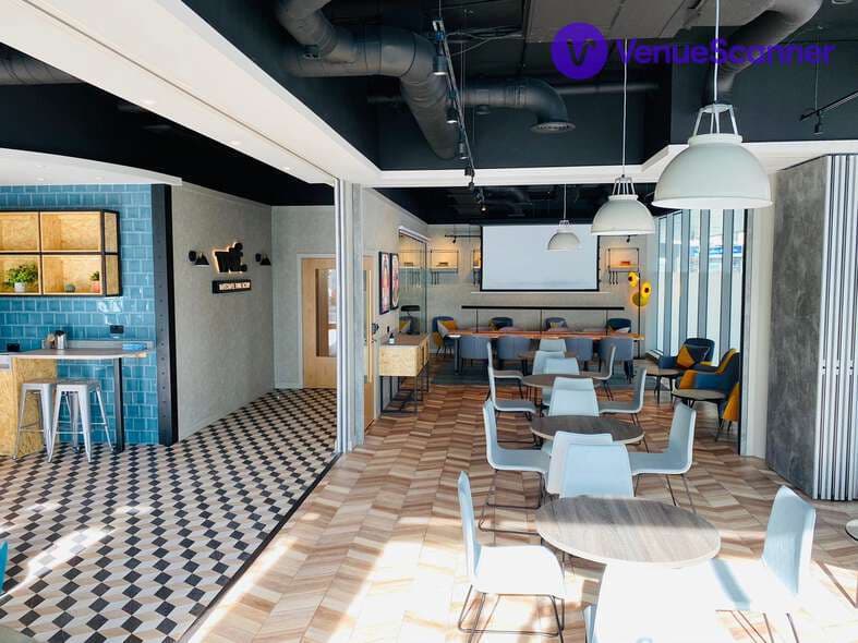 Holiday Inn London Whitechapel/ Whitechapel Think Factory photo #3