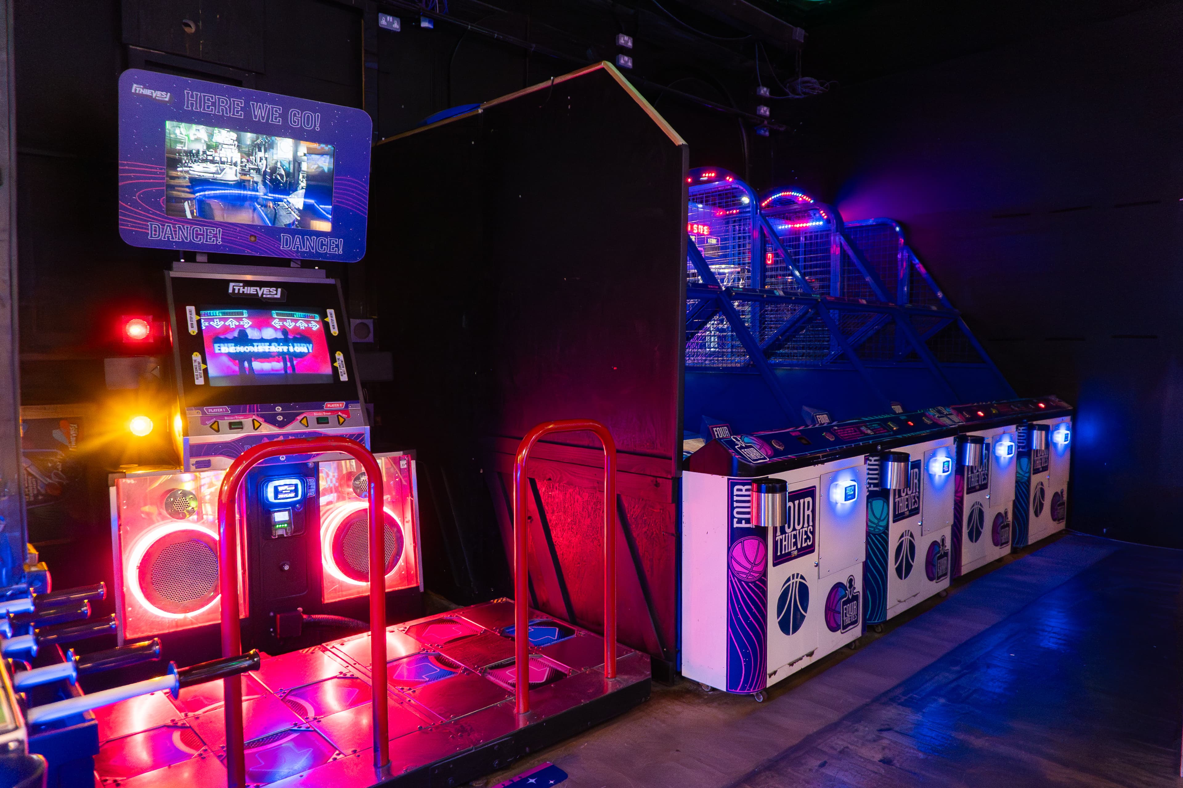 The Arcade, The Thieves photo #4