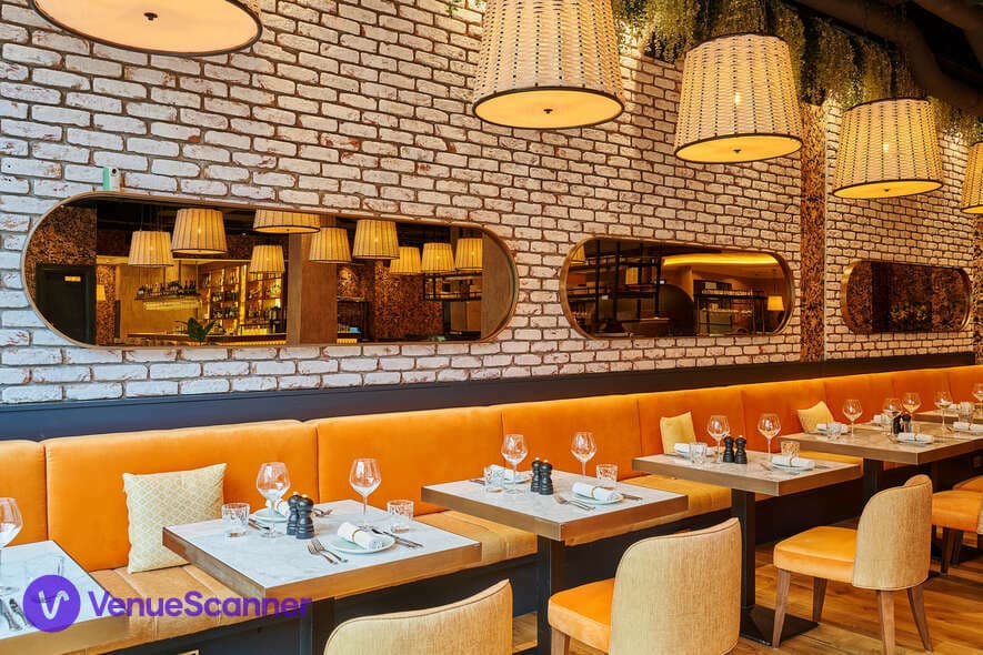 Gino D'Acampo Leeds photo #3