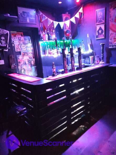 Helgi's, Back Room photo #3