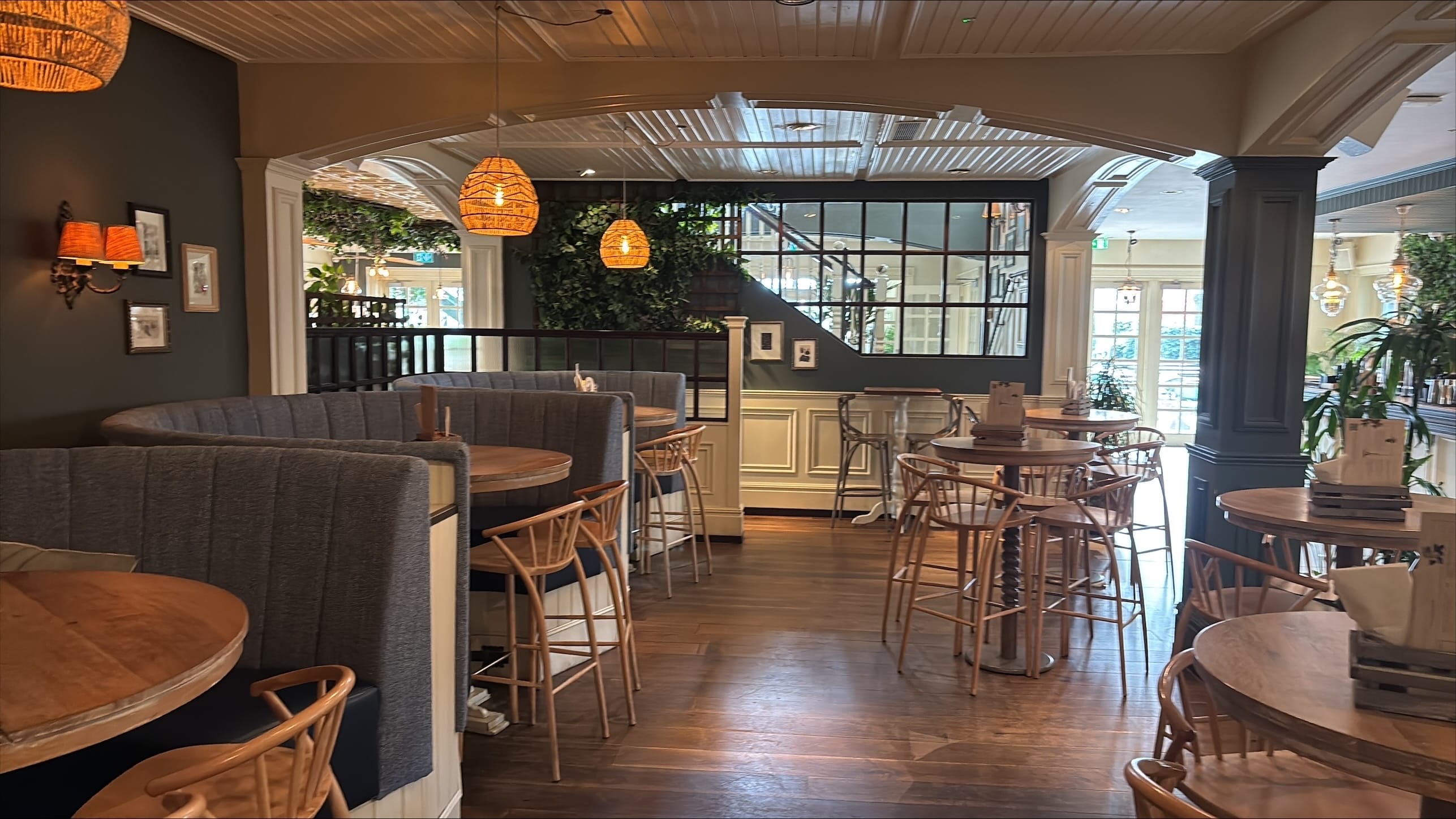 Photo of The Botanist, Liverpool One, Main Bar Hire