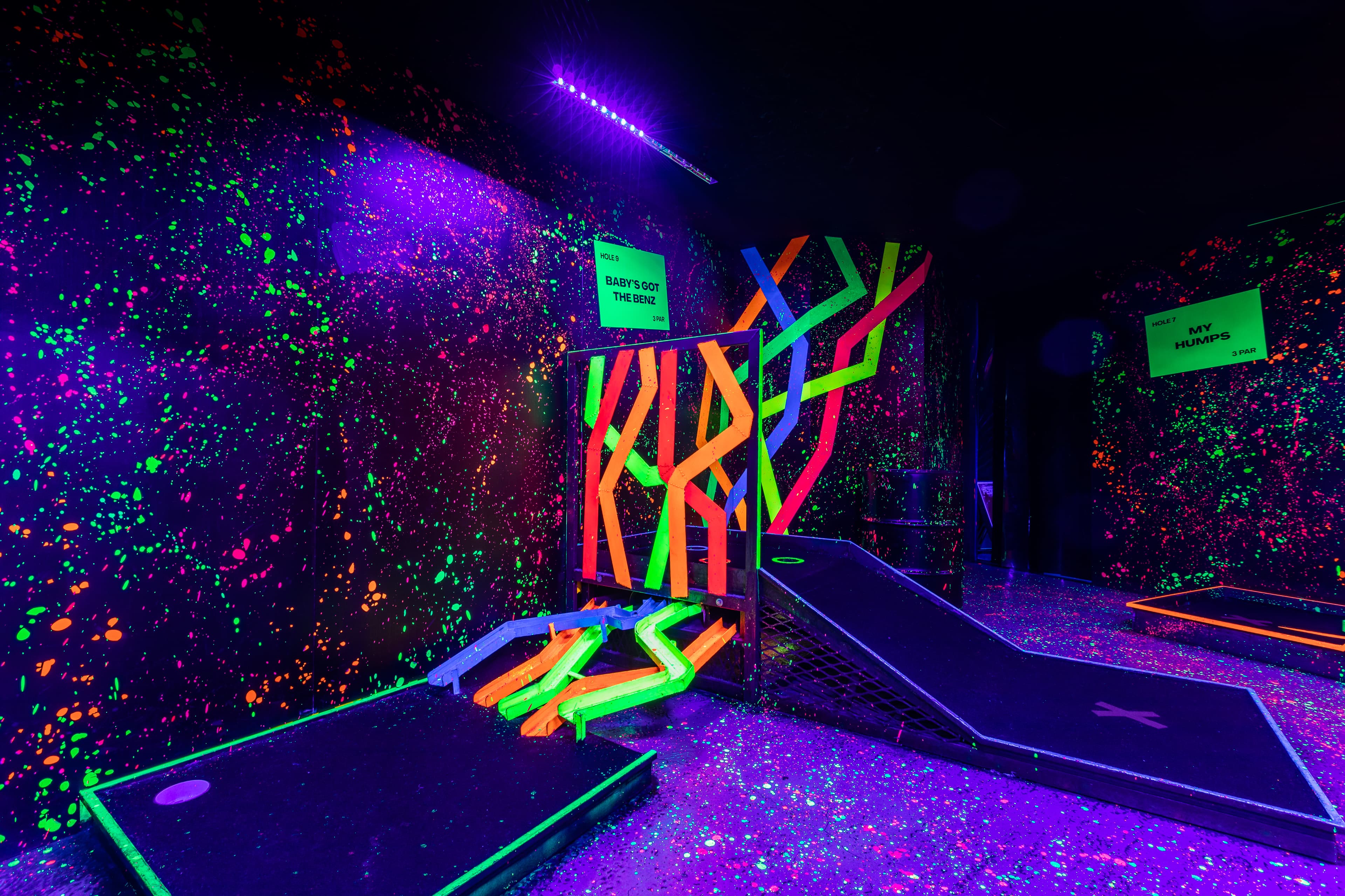 Exclusive Bar + Gary Course, Junkyard Golf Manchester photo #3