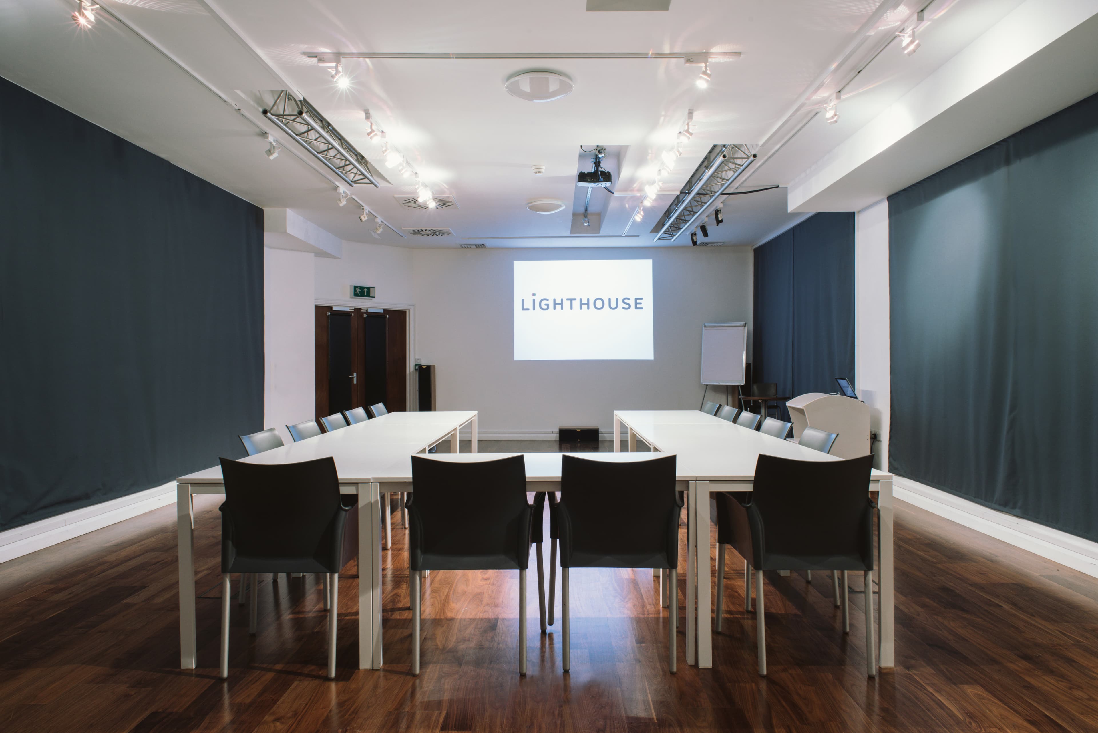 Digital Lounge, Lighthouse photo #1