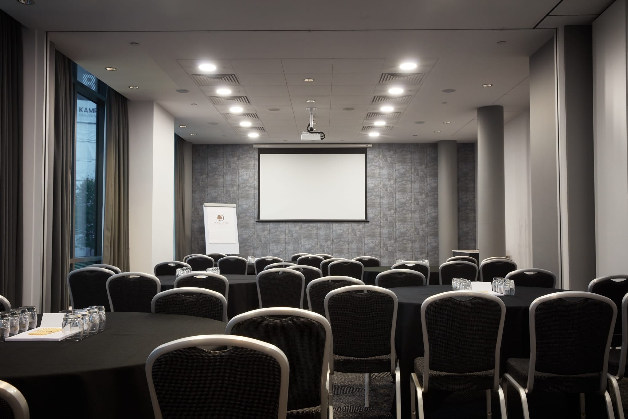 Photo of DoubleTree By Hilton Manchester, Cawdor