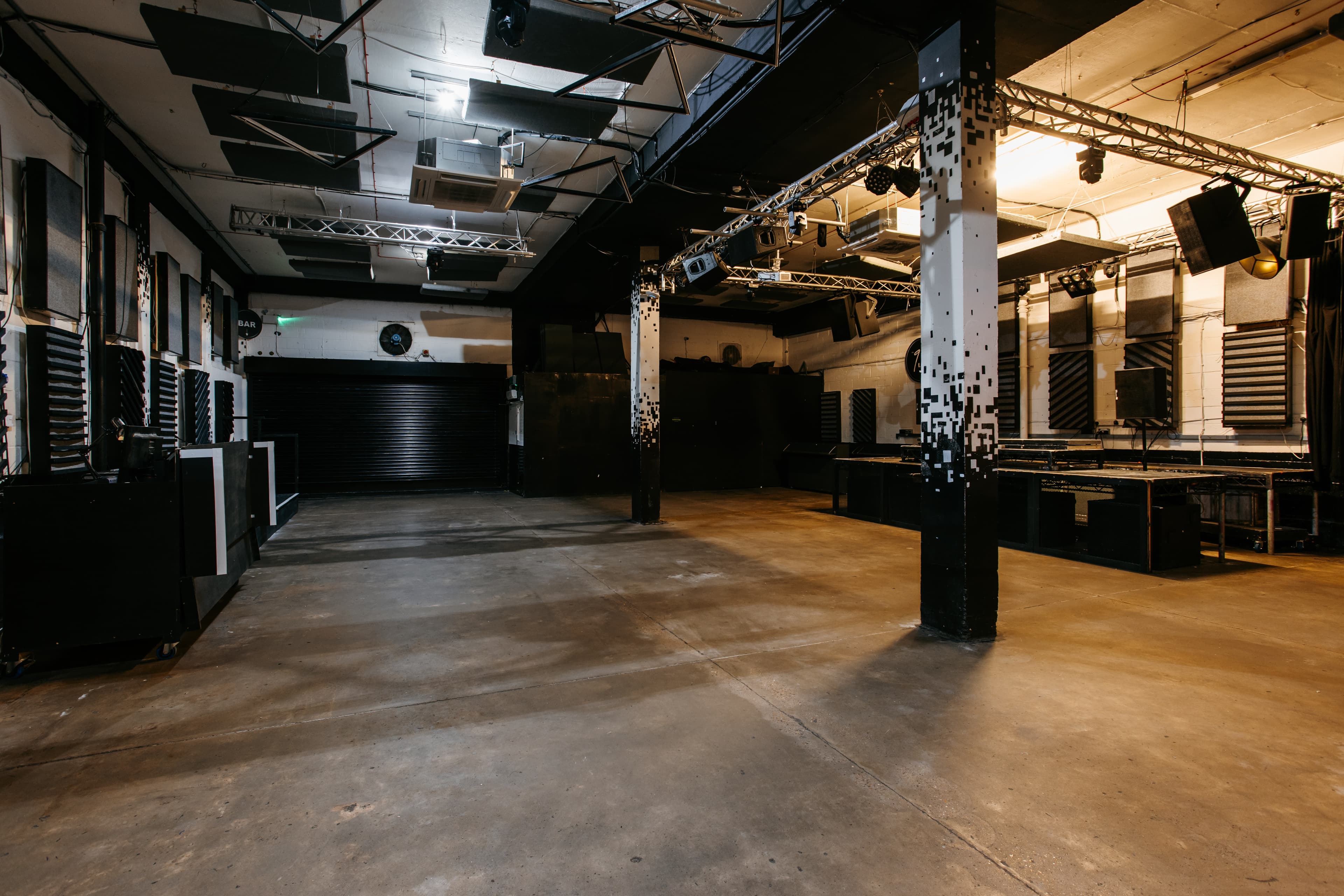 No90 Live + Canal Side Terrace, Studio 9294 & Number 90 photo #3