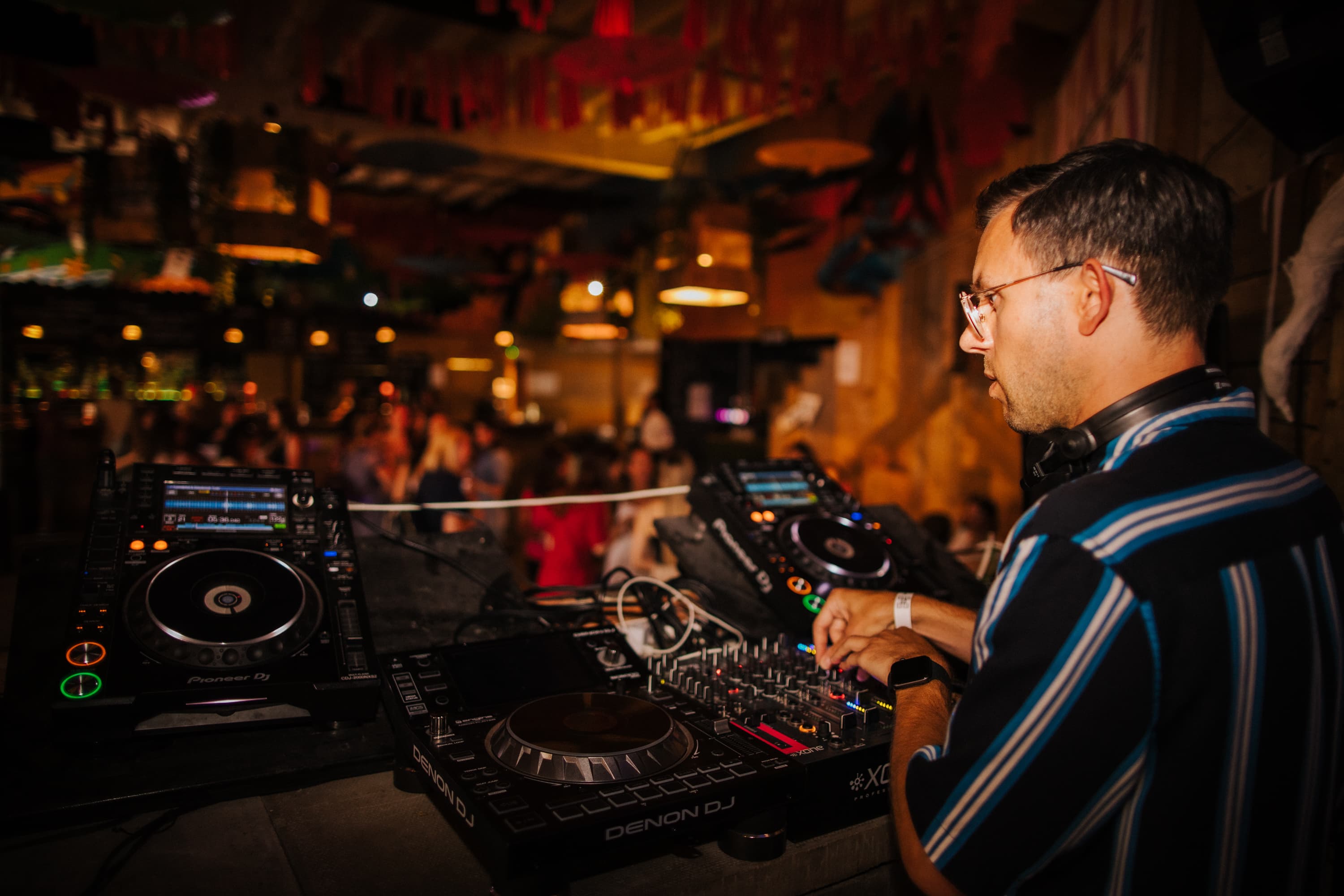 Number 90 Bar + Canal Side Terrace, Studio 9294 & Number 90 photo #3