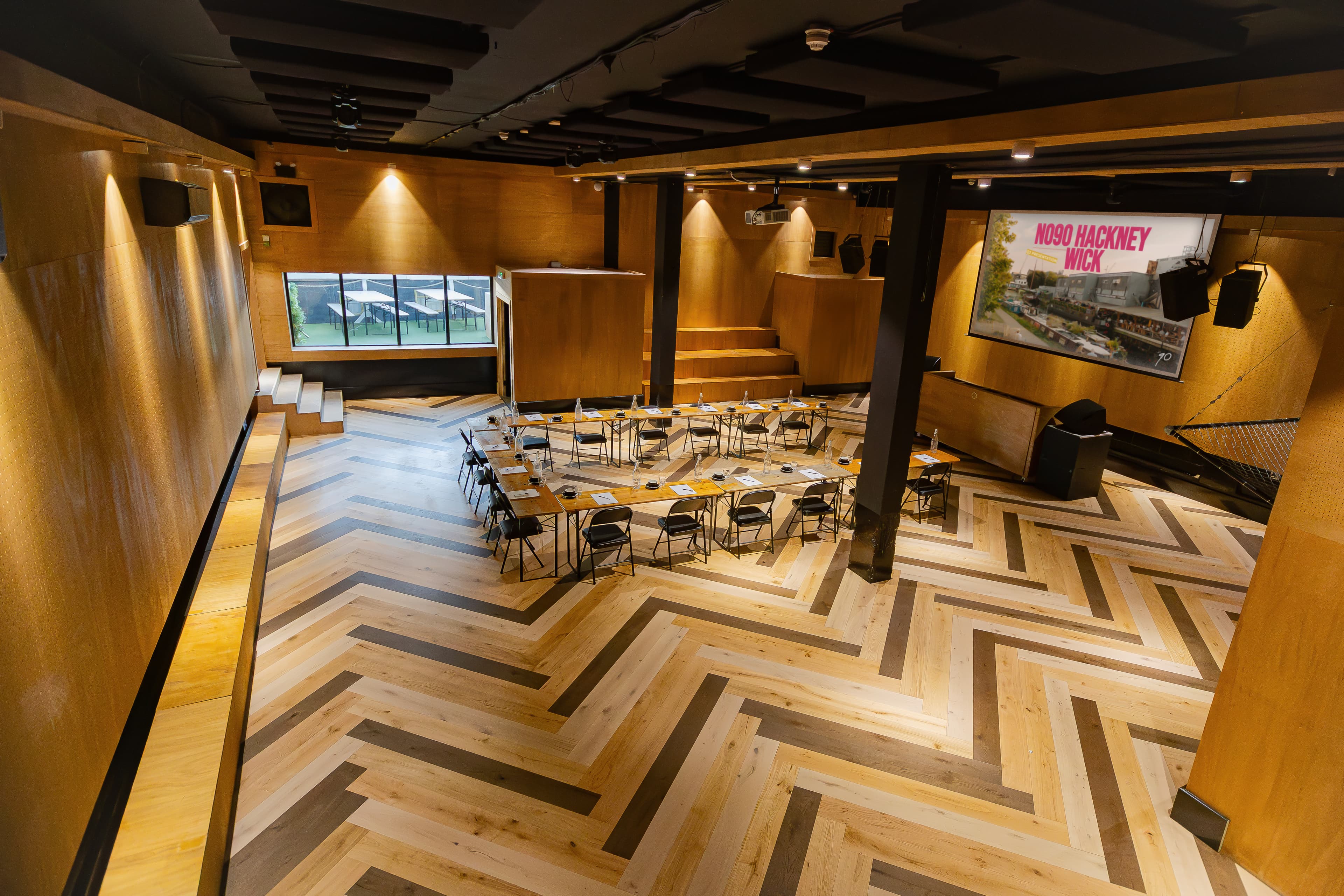 No90 HideOut + Canal Side Terrace, Studio 9294 & Number 90 photo #2