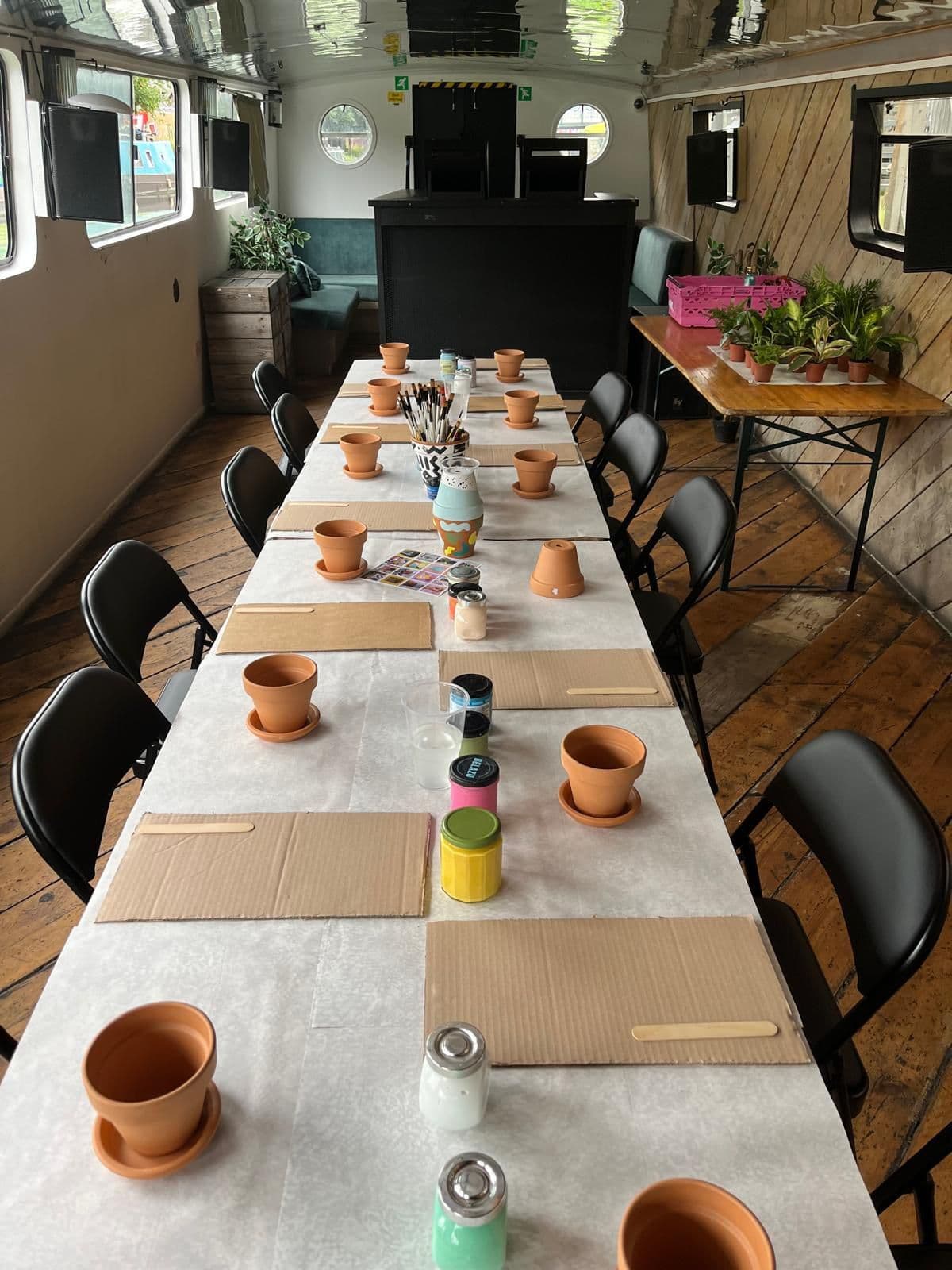 Mary Read - Canal Boat, Studio 9294 & Number 90 photo #2