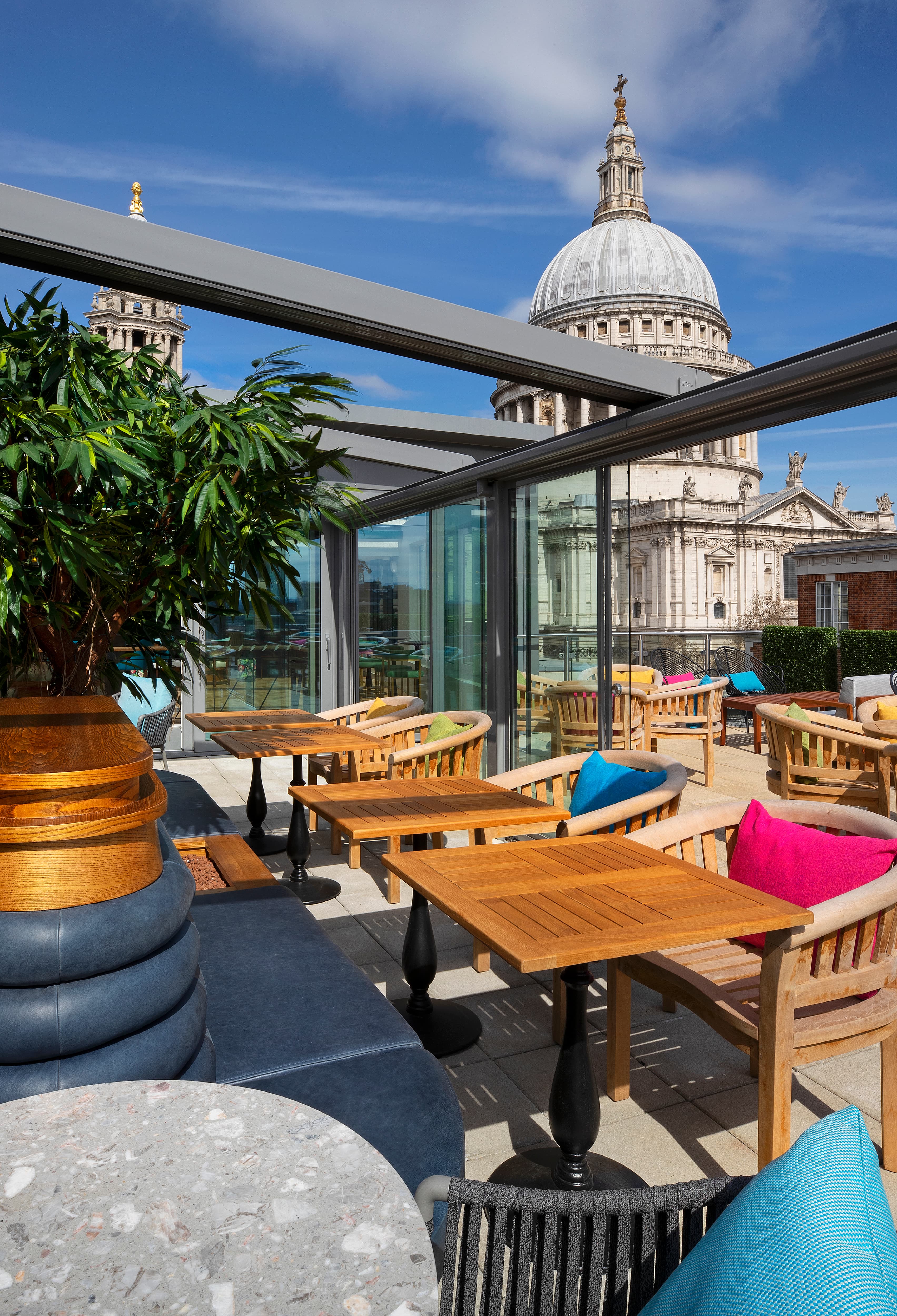 Sabine Rooftop Bar, Leonardo Royal London St Paul's photo #2