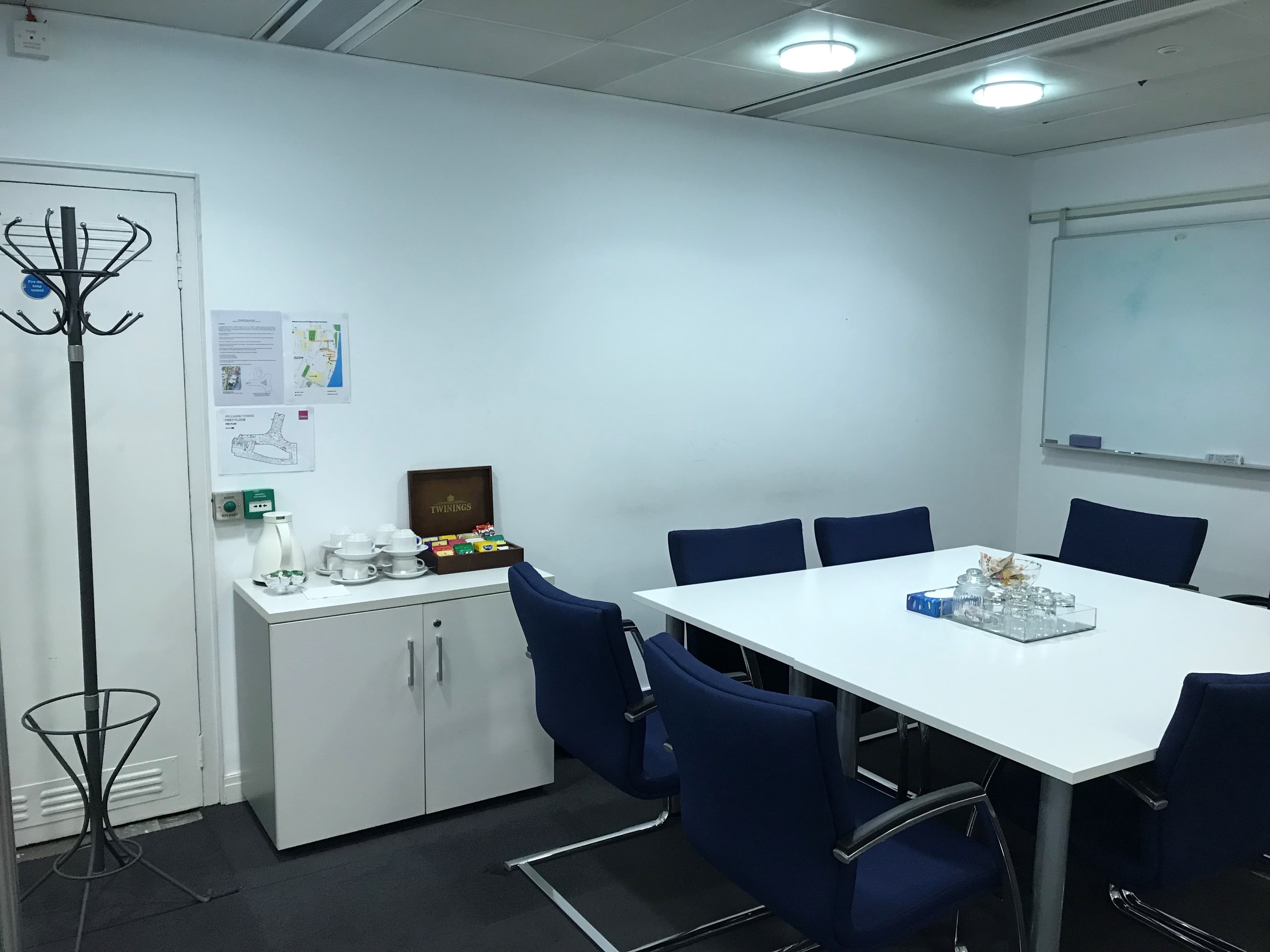 London Bridge, Citibase London Millbank photo #2