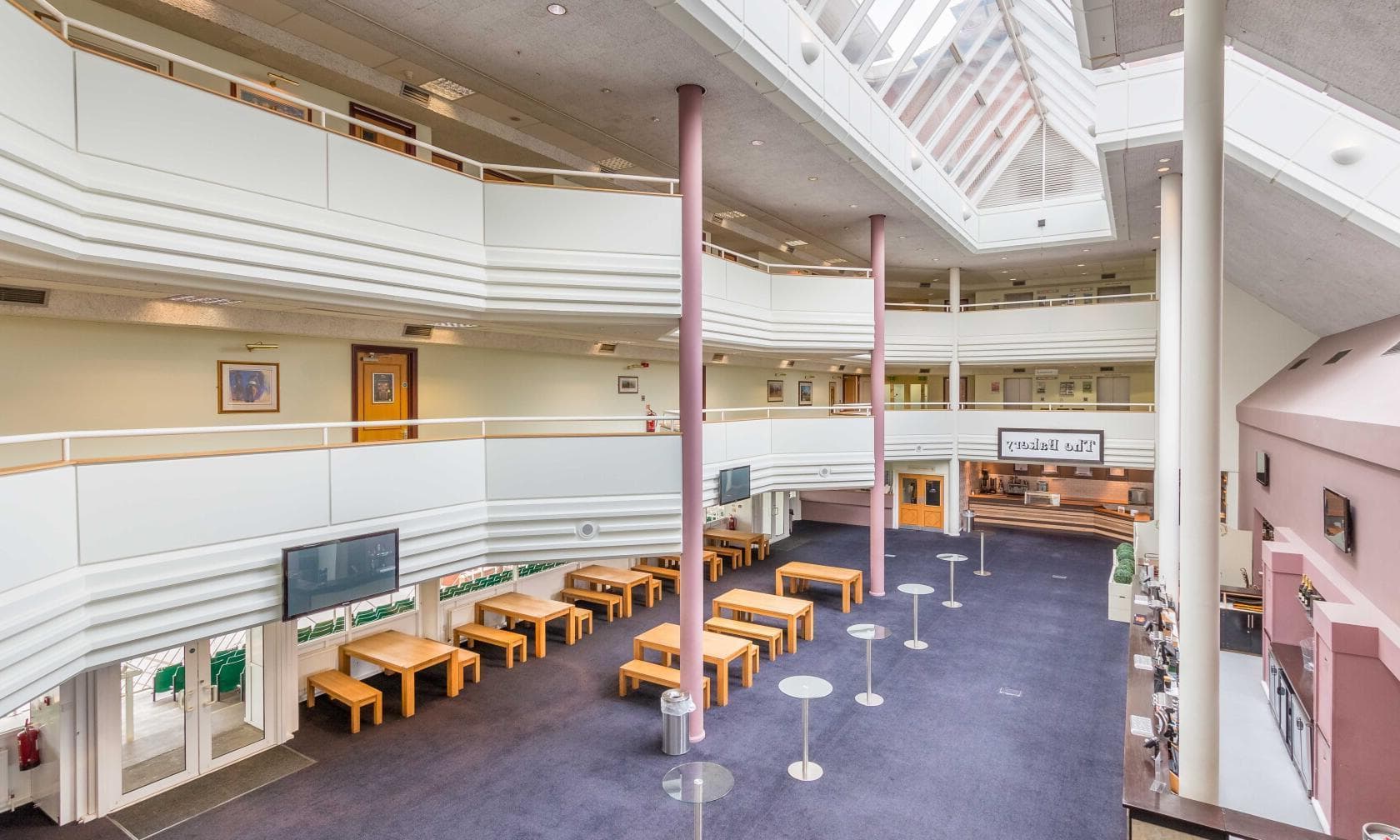 Long Room/ Paddock View, Newbury Racecourse photo #1