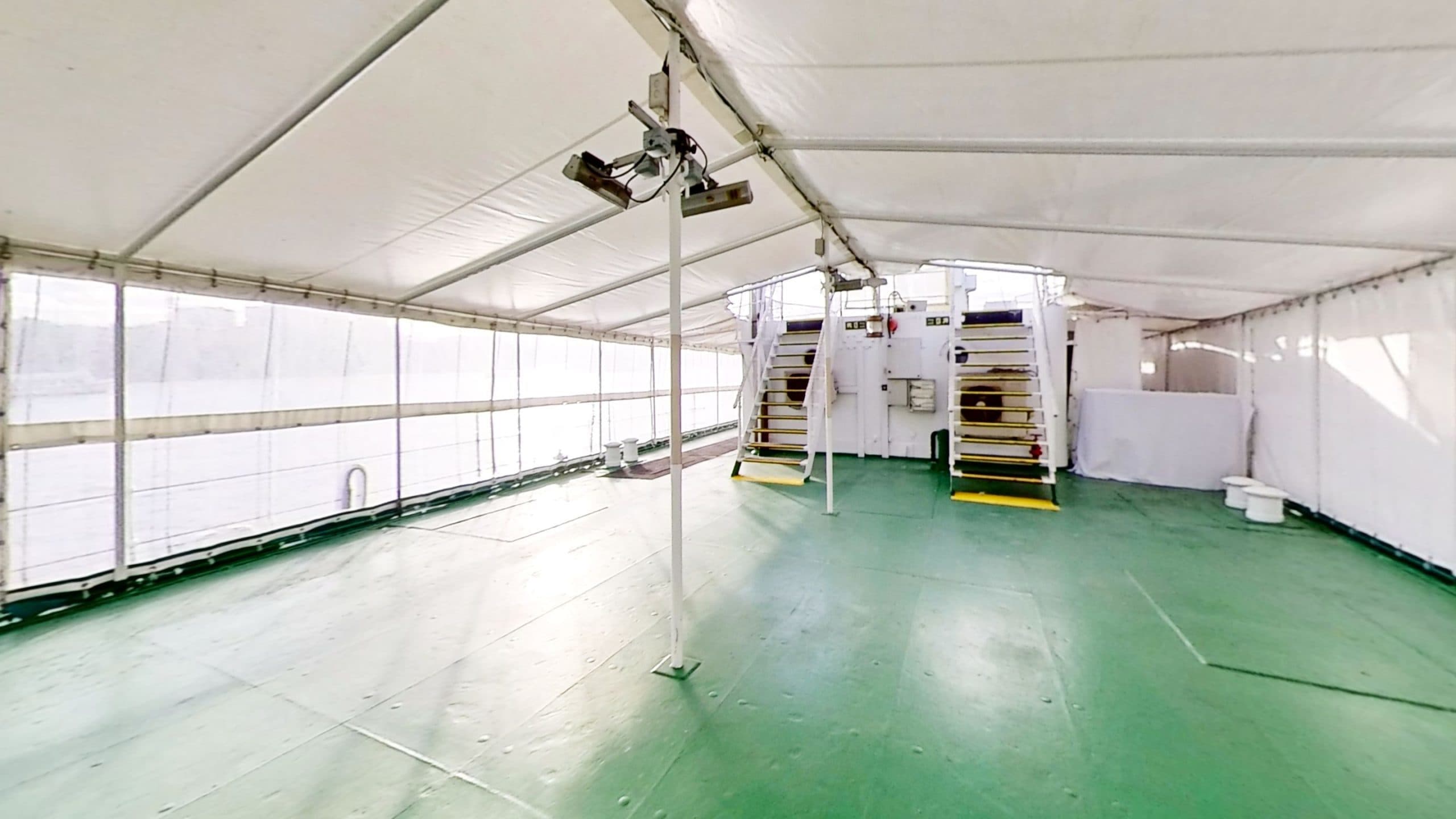 Quarterdeck, Wellington On The Thames photo #3