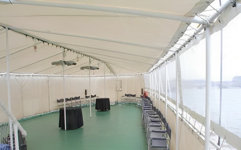 Quarterdeck, Wellington On The Thames photo #2