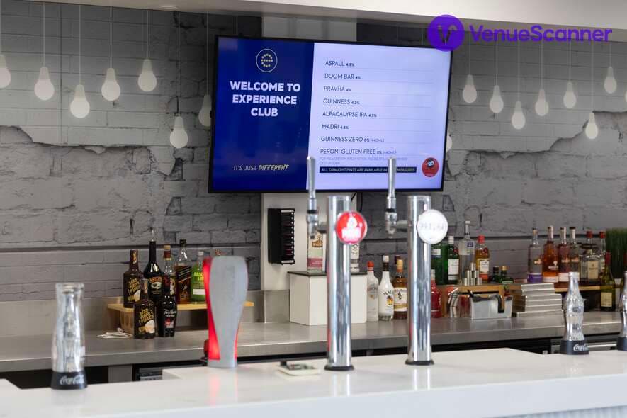 Edgbaston Stadium, Chair's Lounge photo #3