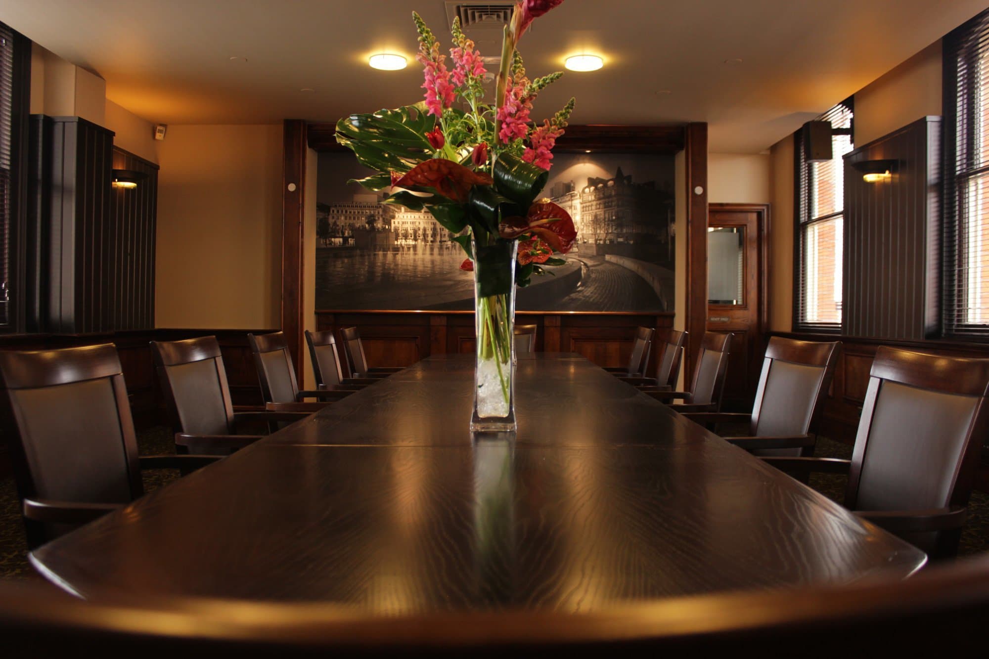 Function Bar, Rain Bar photo #3