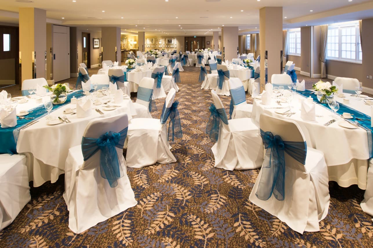 El Alamein & Trafalgar Suite, Victory Services Club photo #6