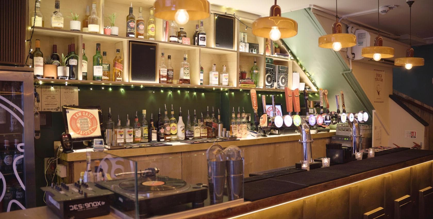 Entire Venue, Dead Wax Social photo #1