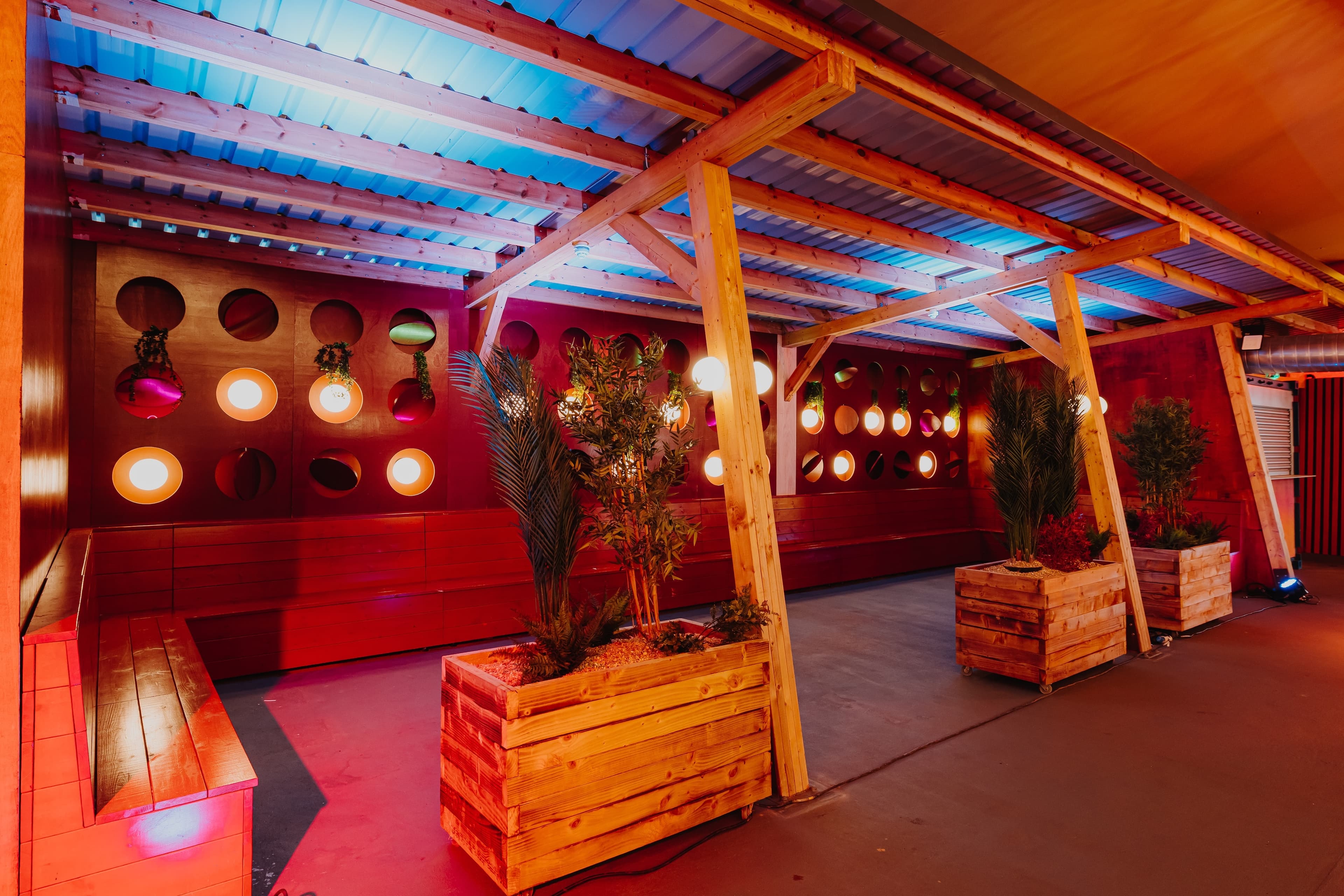 Yellow Zone, Freight Brixton photo #3