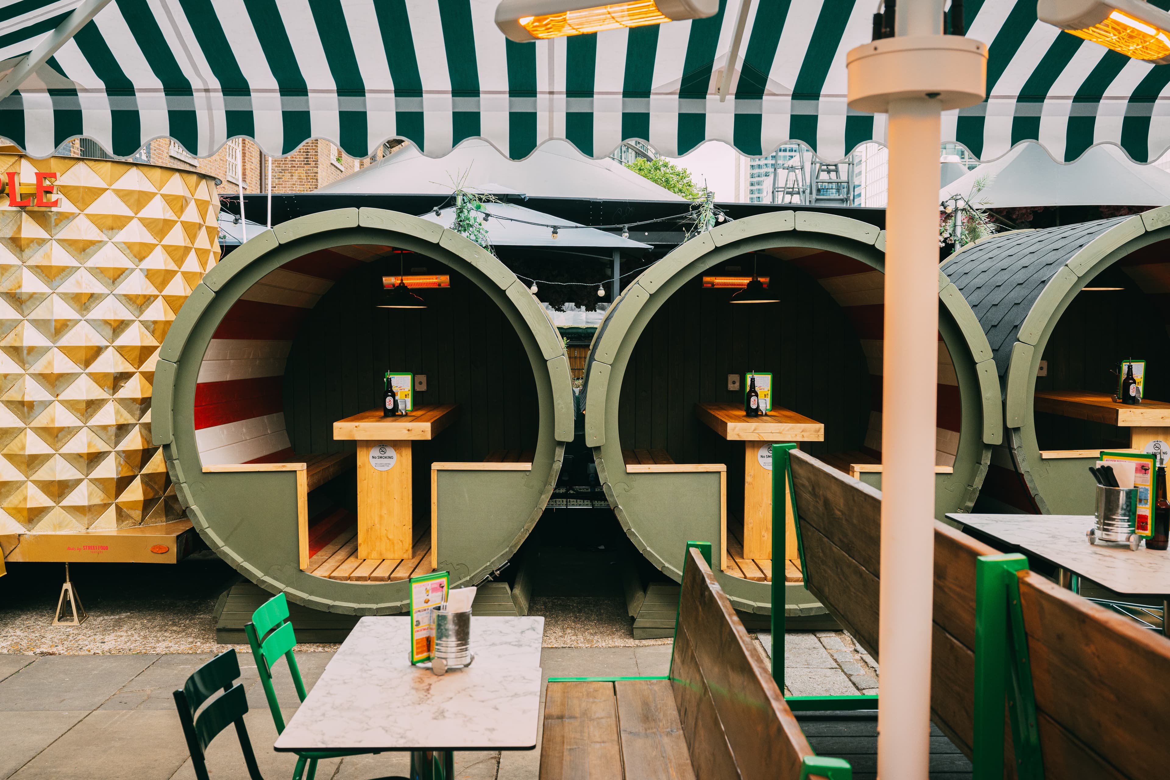 Sunny Quay Side Terrace Summer Parties!, Pizza Pilgrims Canary Wharf photo #32