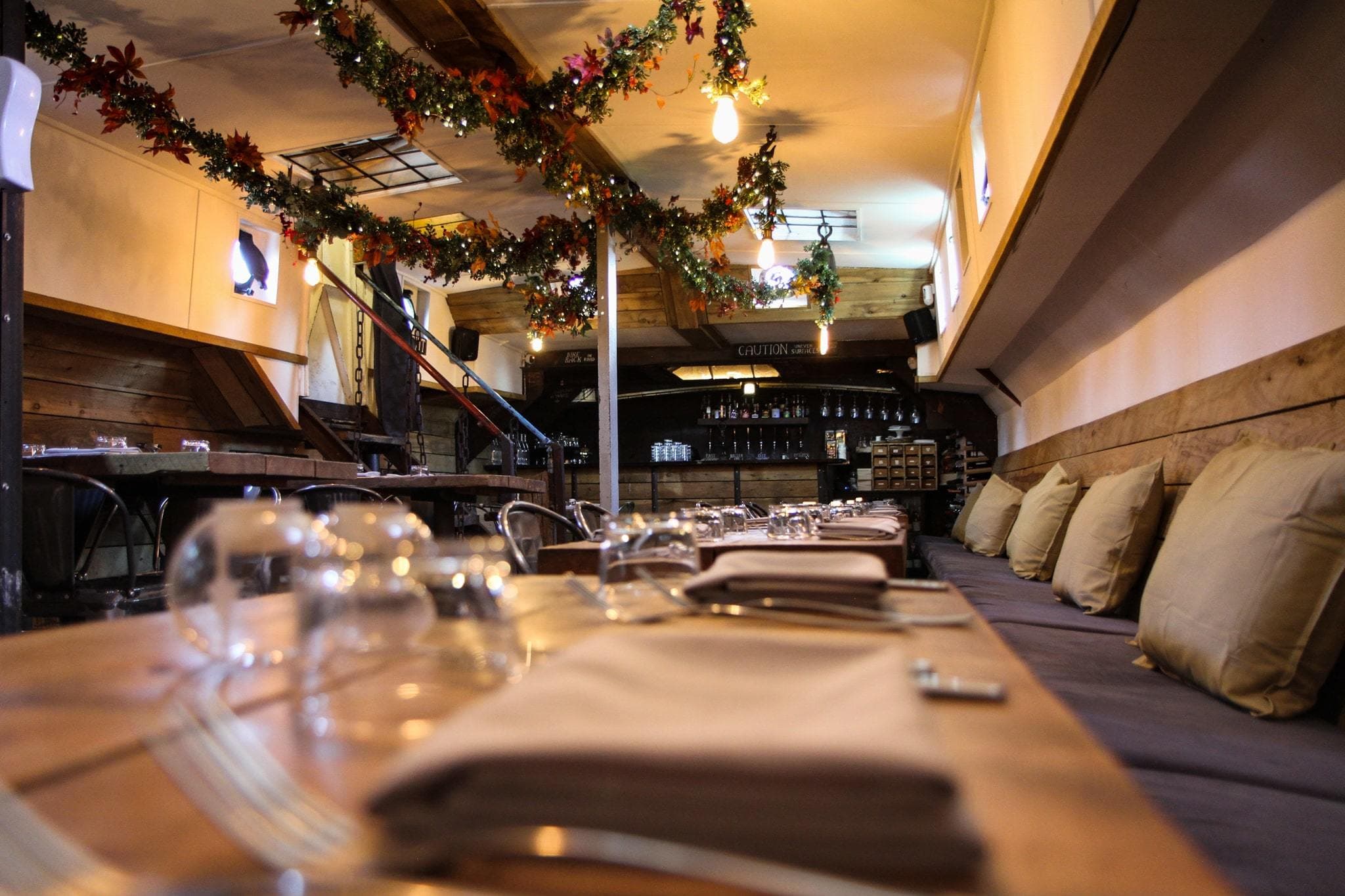 Exclusive Barge Boat Hire, Barge East photo #2